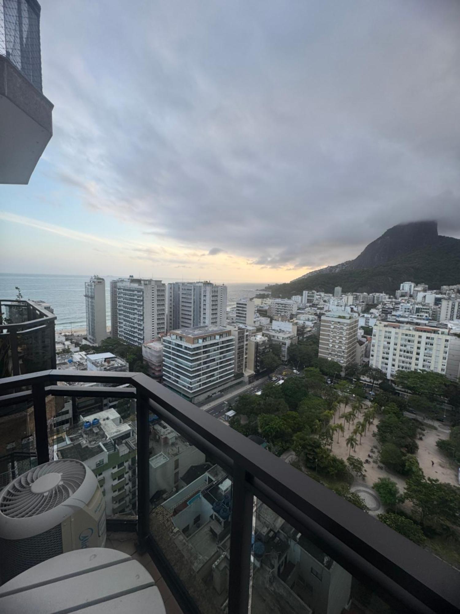 Vista Mar No Flat Leblon Com Piscina, Academia, Garagem E Arrumacao Diaria By Tata Aparthotel Rio de Janeiro