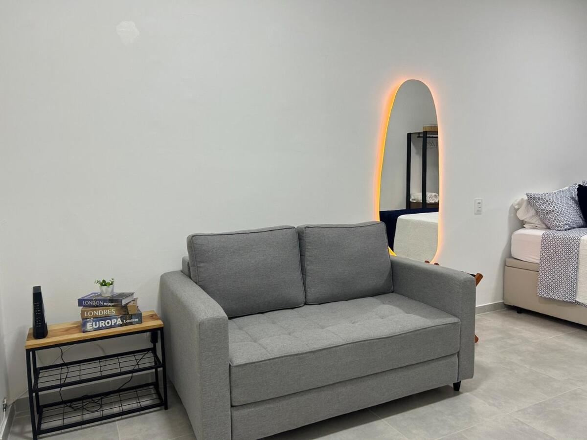 Apartamento Completo Com Vista No Catete *