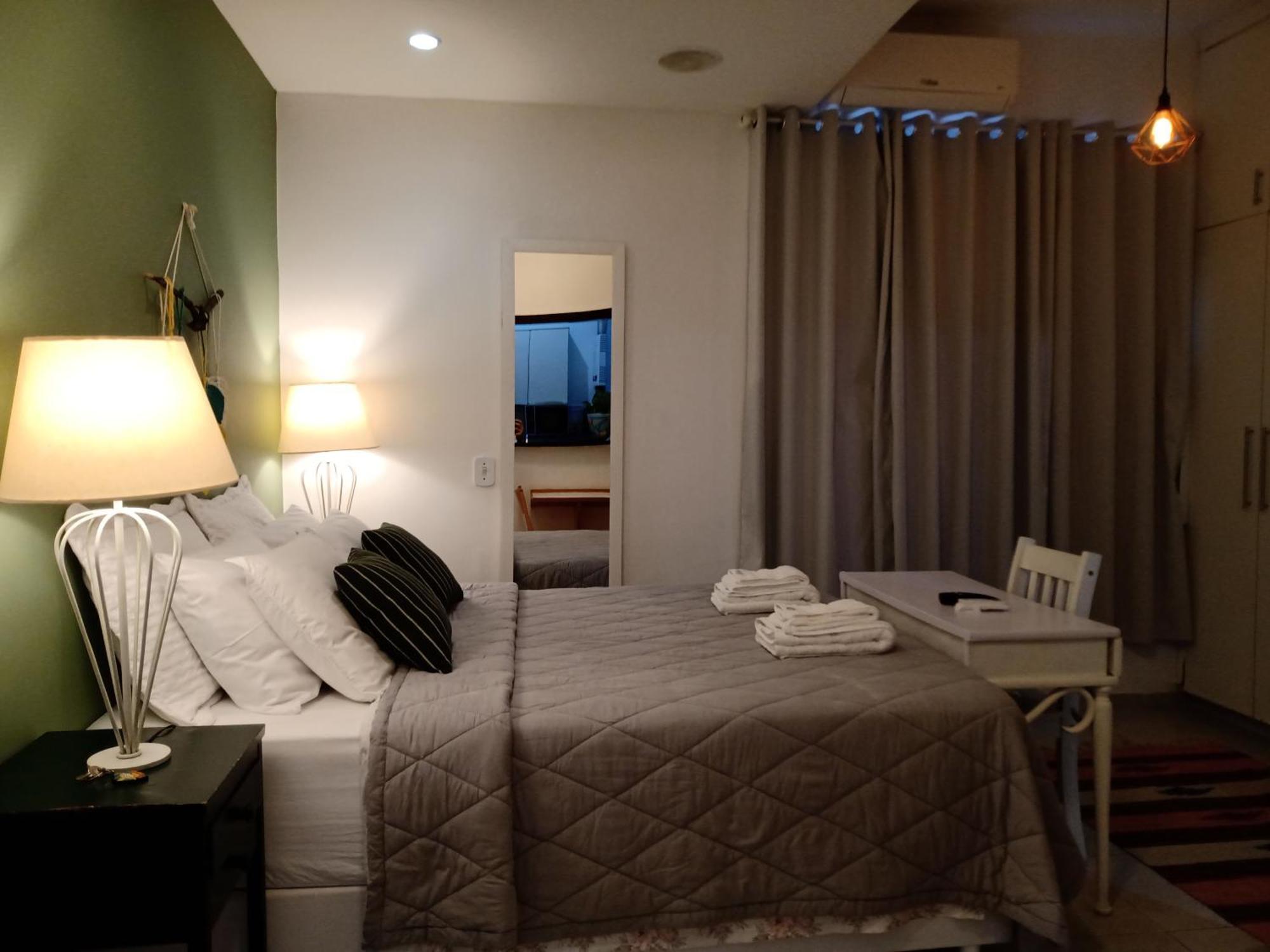 Apartment Between 2 Amazing Beaches *