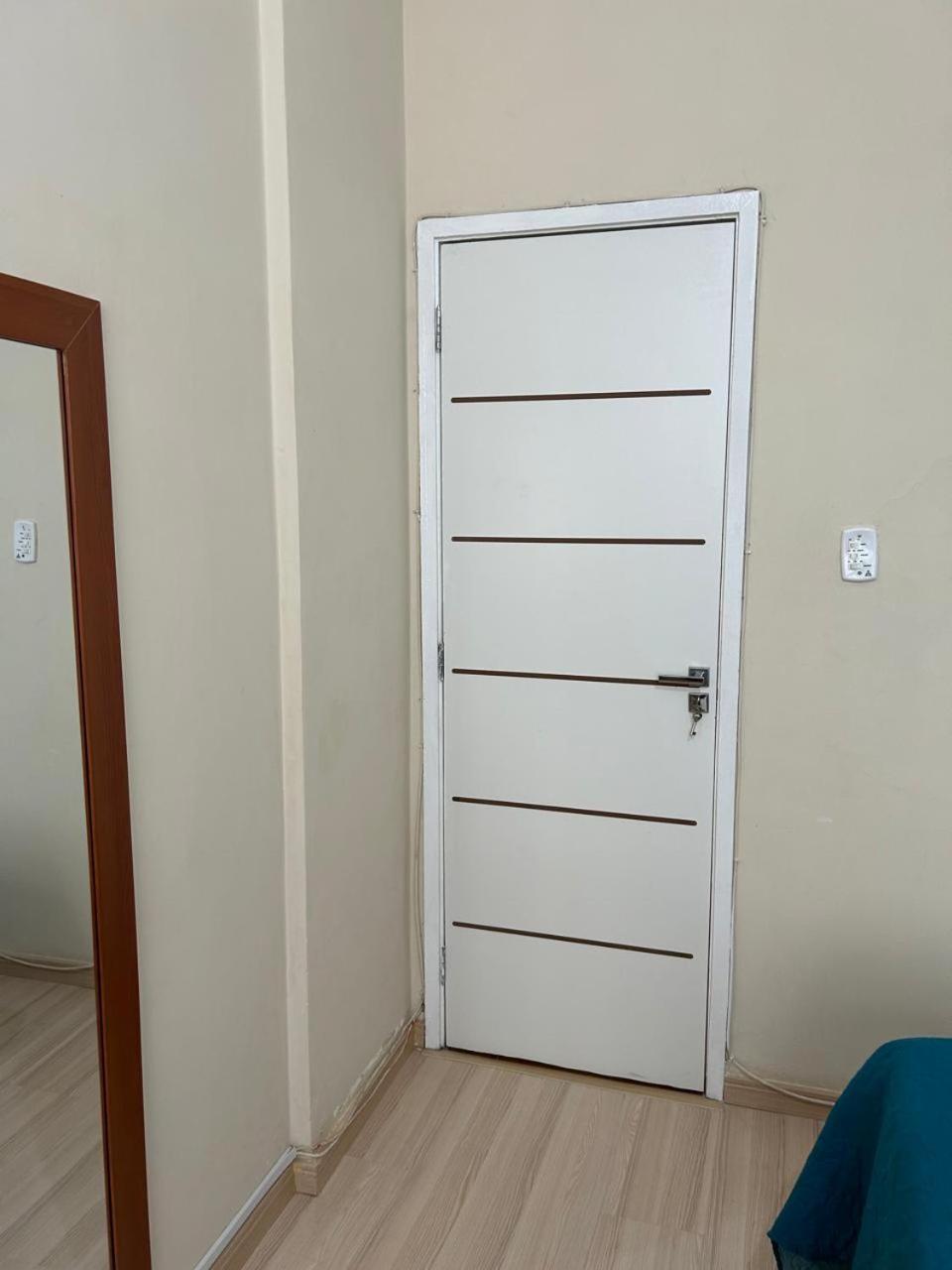 Apartamento Posto 4 - Pertinho Da *