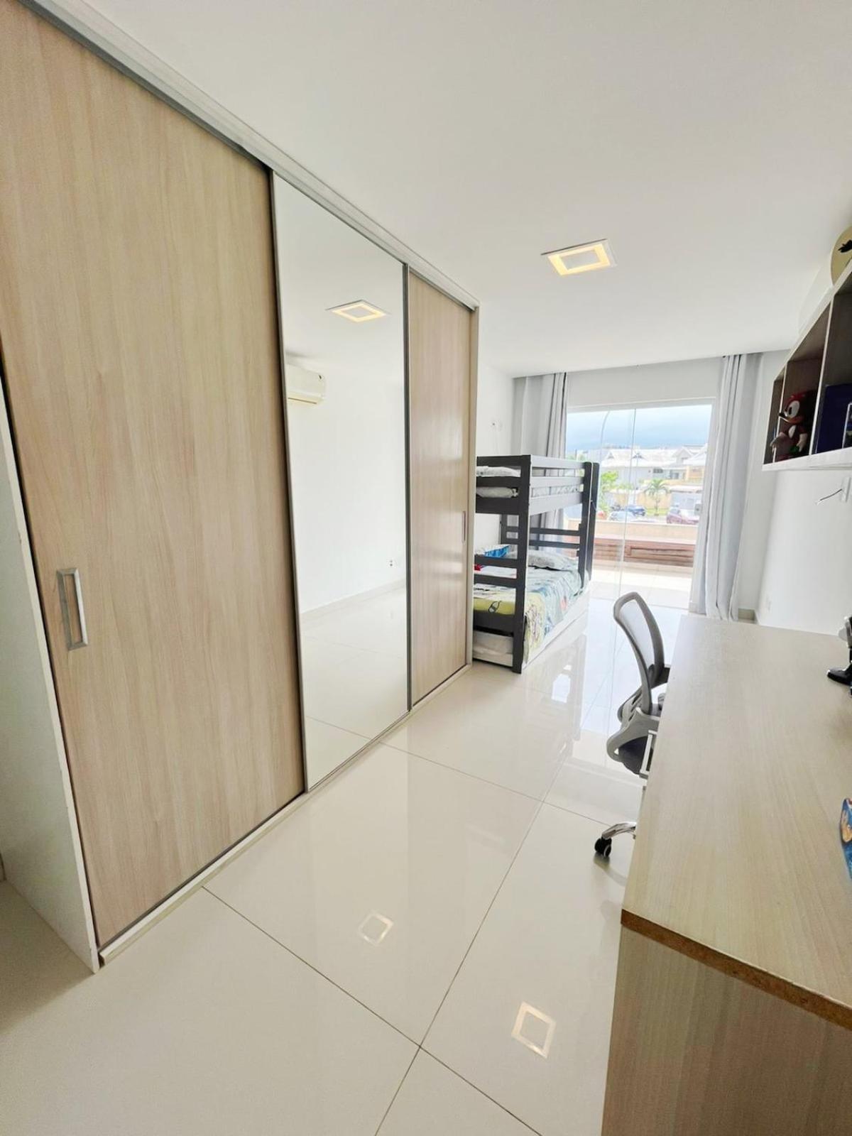 Casa de férias Casa Luxo 5 Suites, 3 Min Riviera Del Sol, 5 *