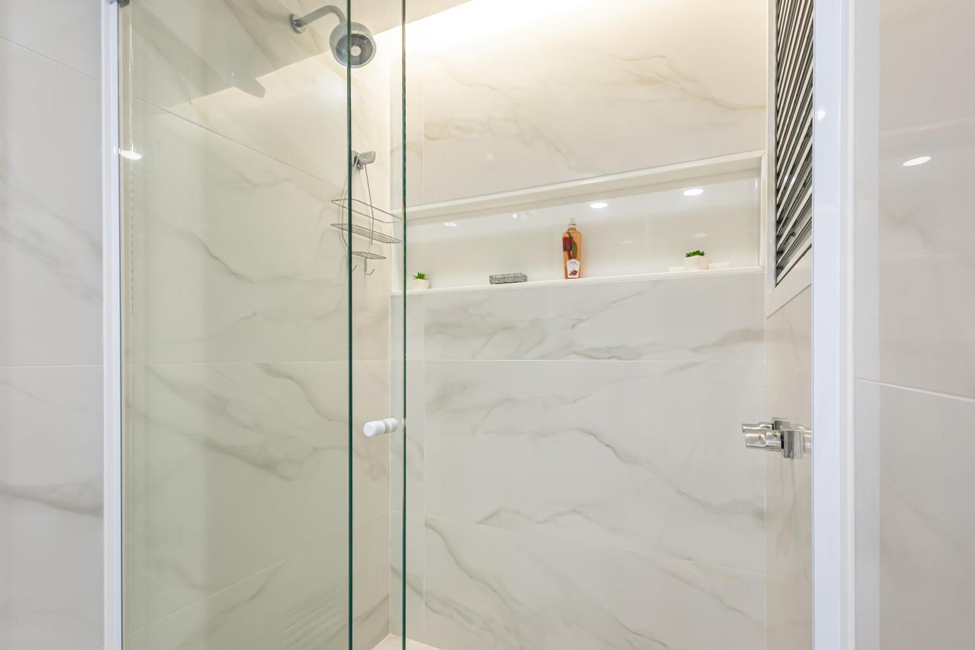 Apartamento Exclusivo Com Piscina, Academia, Estacionamento, E Wi-Fi * Rio de Janeiro
