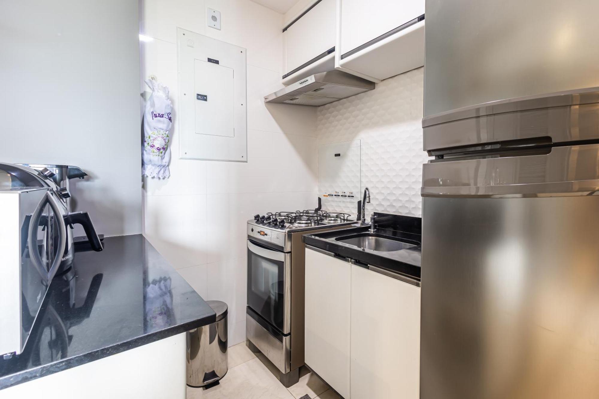 Apartamento Exclusivo Com Piscina, Academia, Estacionamento, E Wi-Fi *