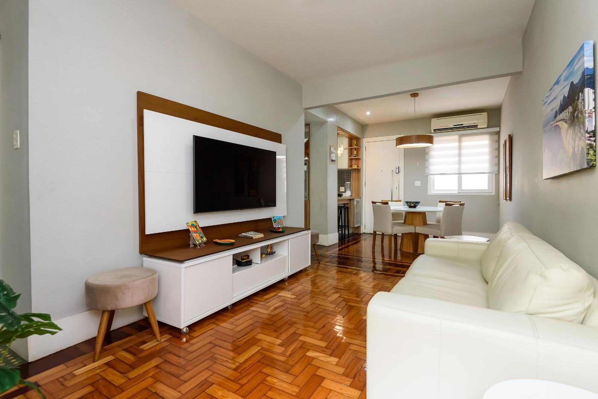 Charmoso 2qtos A 250m Da | Cr 73/503 Apartamento *
