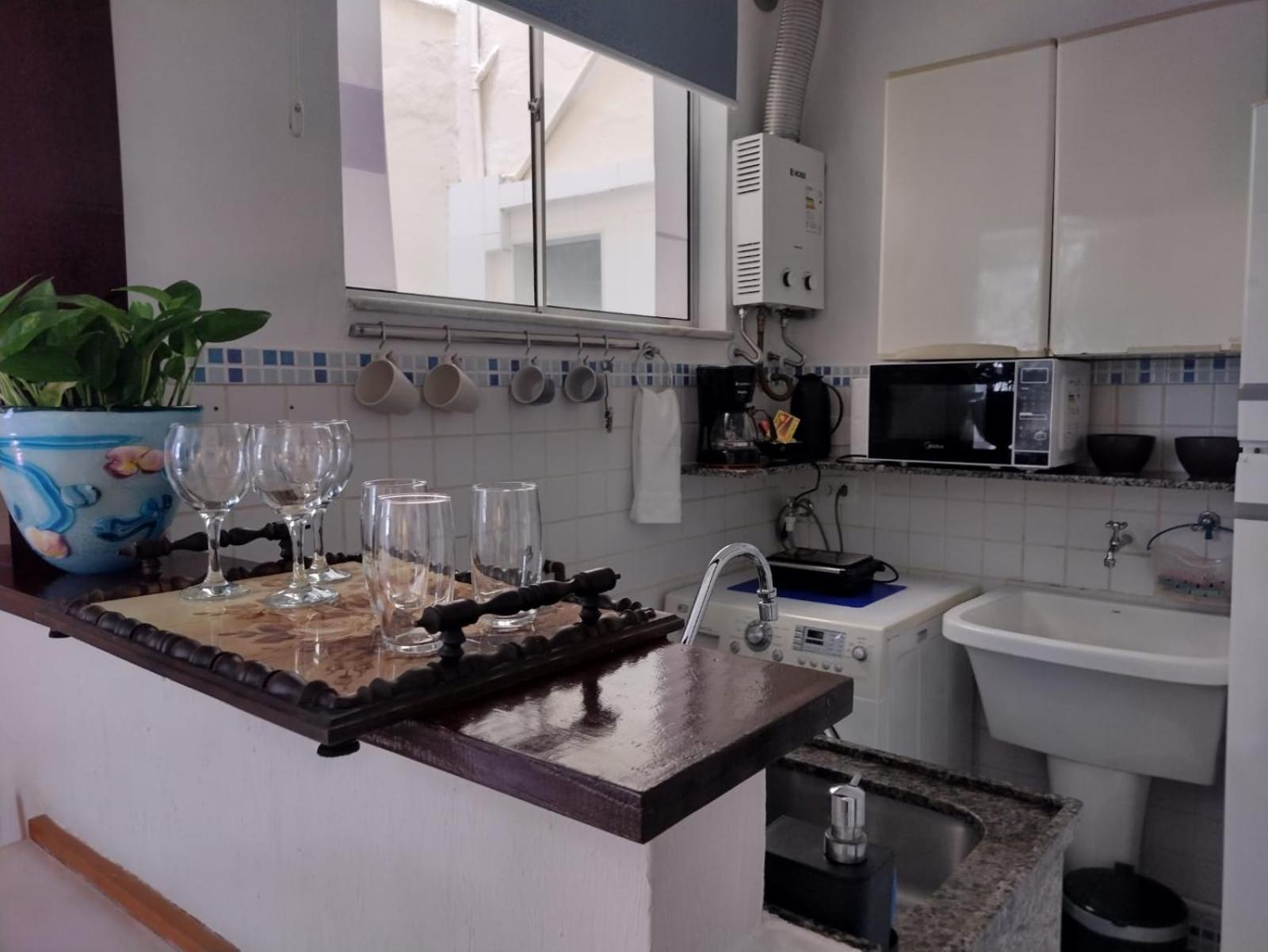 Apartment Between 2 Amazing Beaches