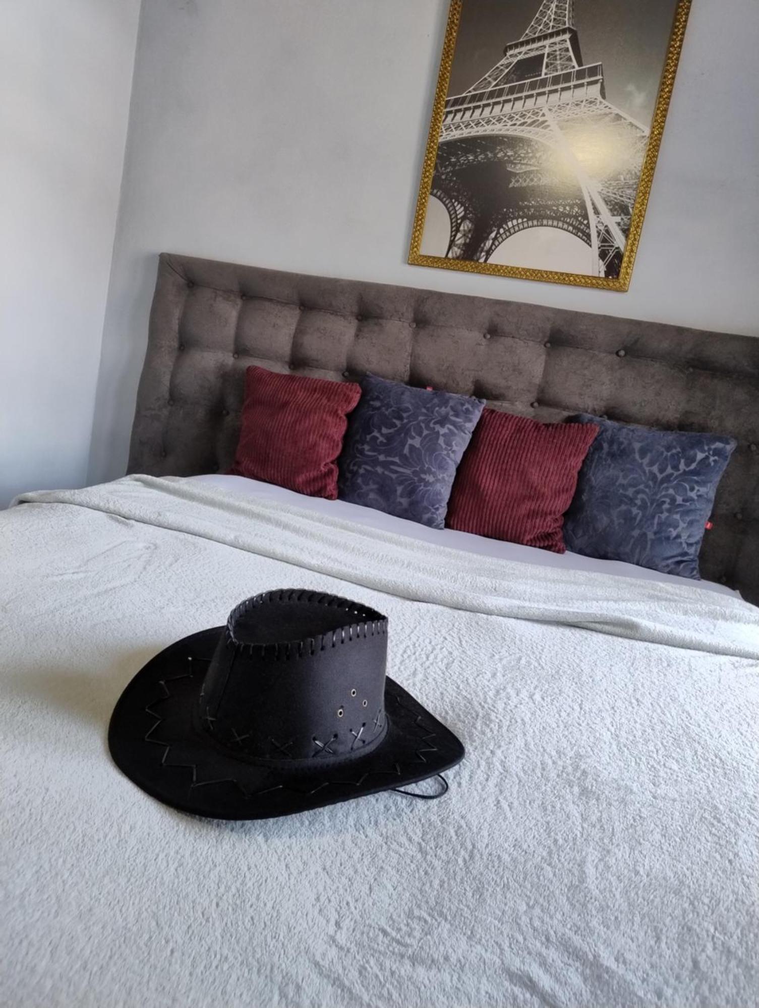 Quarto em Acomodações Particulares Small' S - Your