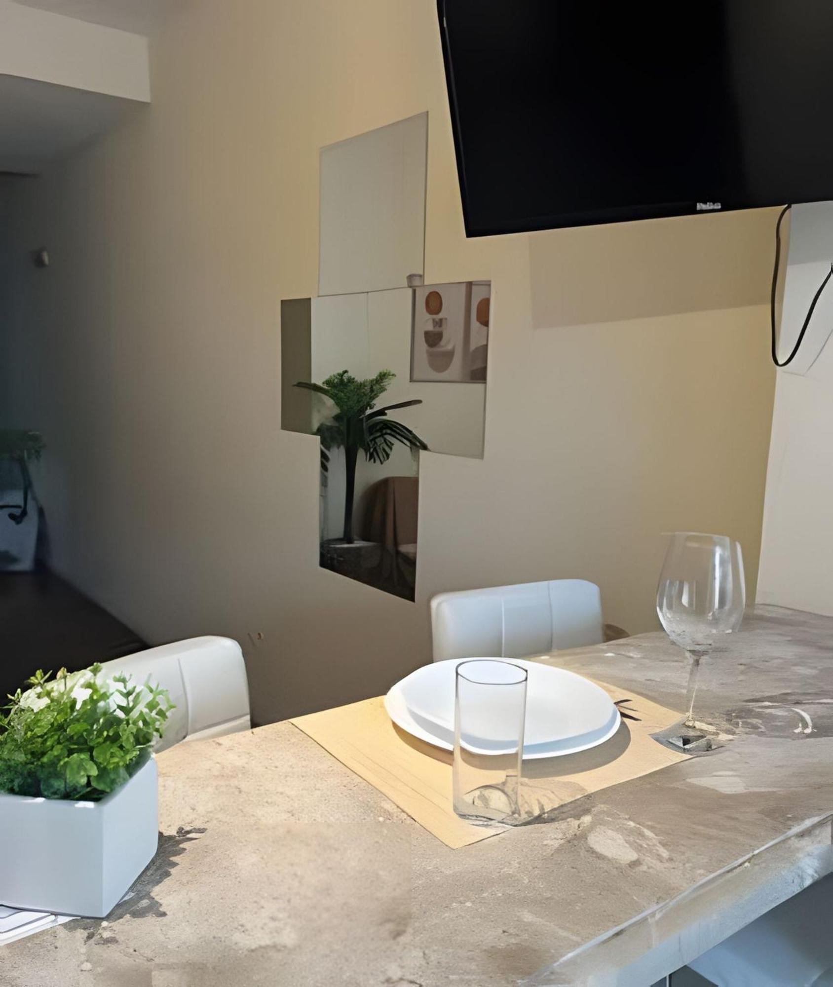 Apartamento Em Copacabana Com Vista Lateral Do Mar Rio de Janeiro