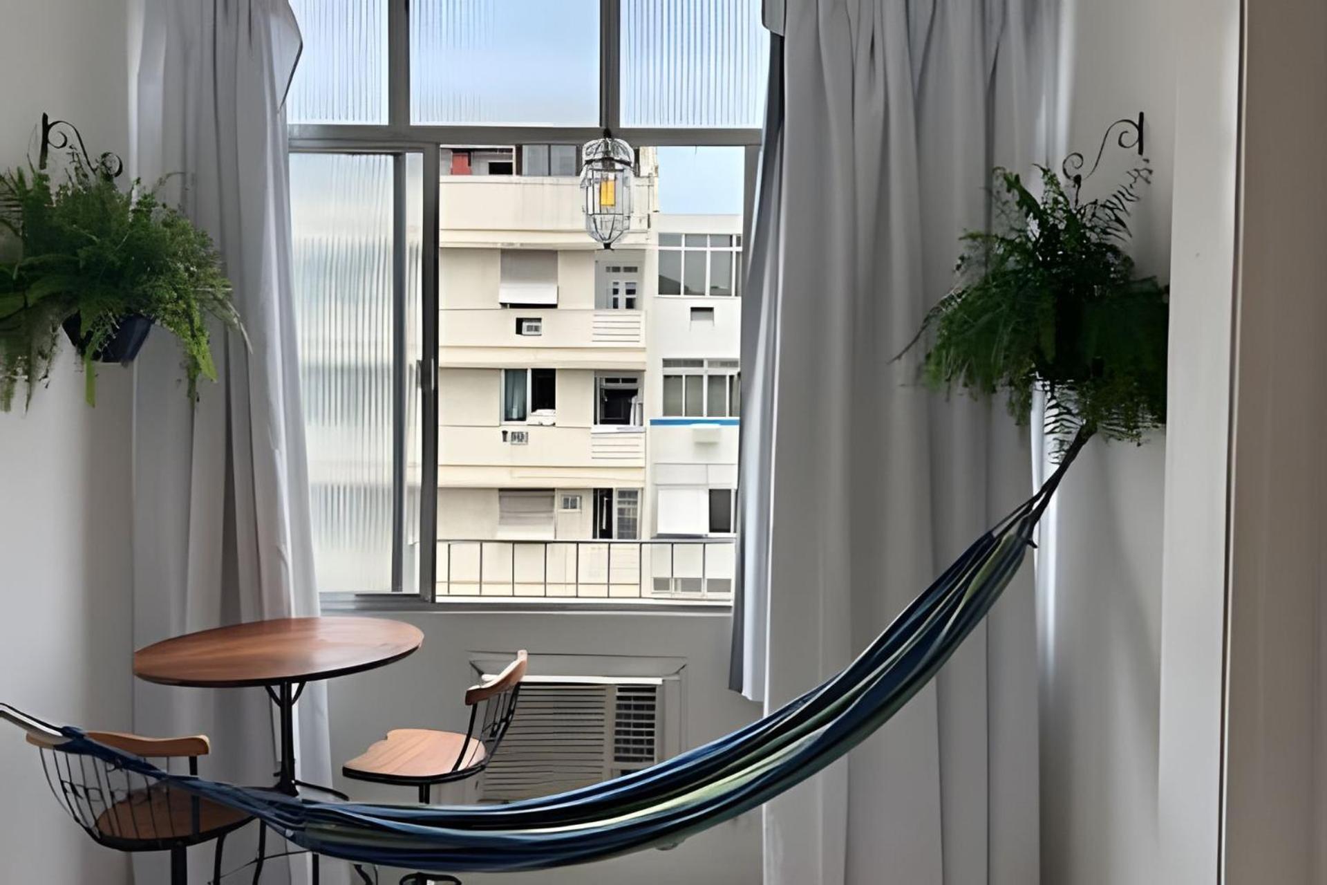 Em Copacabana A 100 Metros Da Apartment
