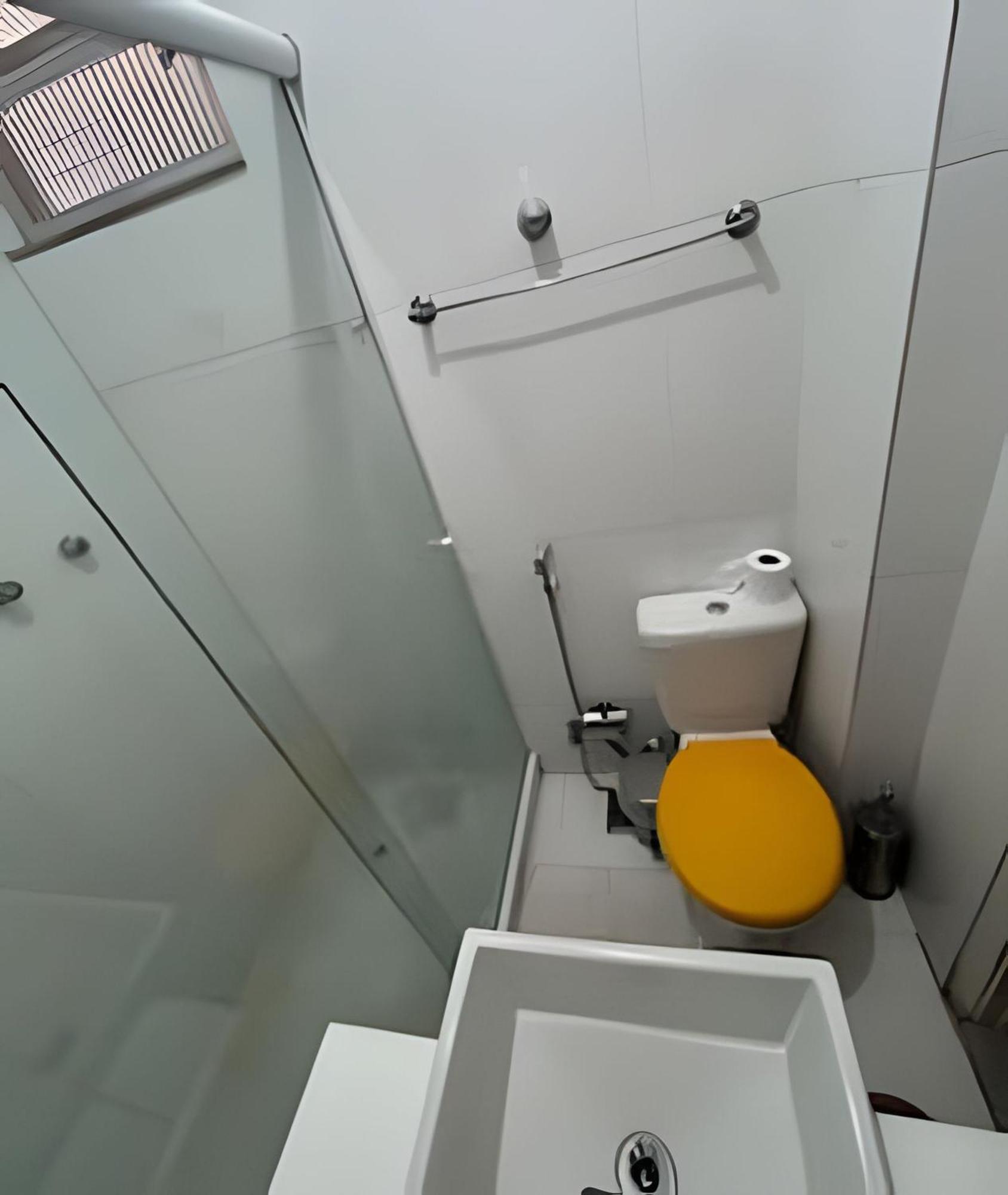 Em Copacabana A 100 Metros Da Apartment *