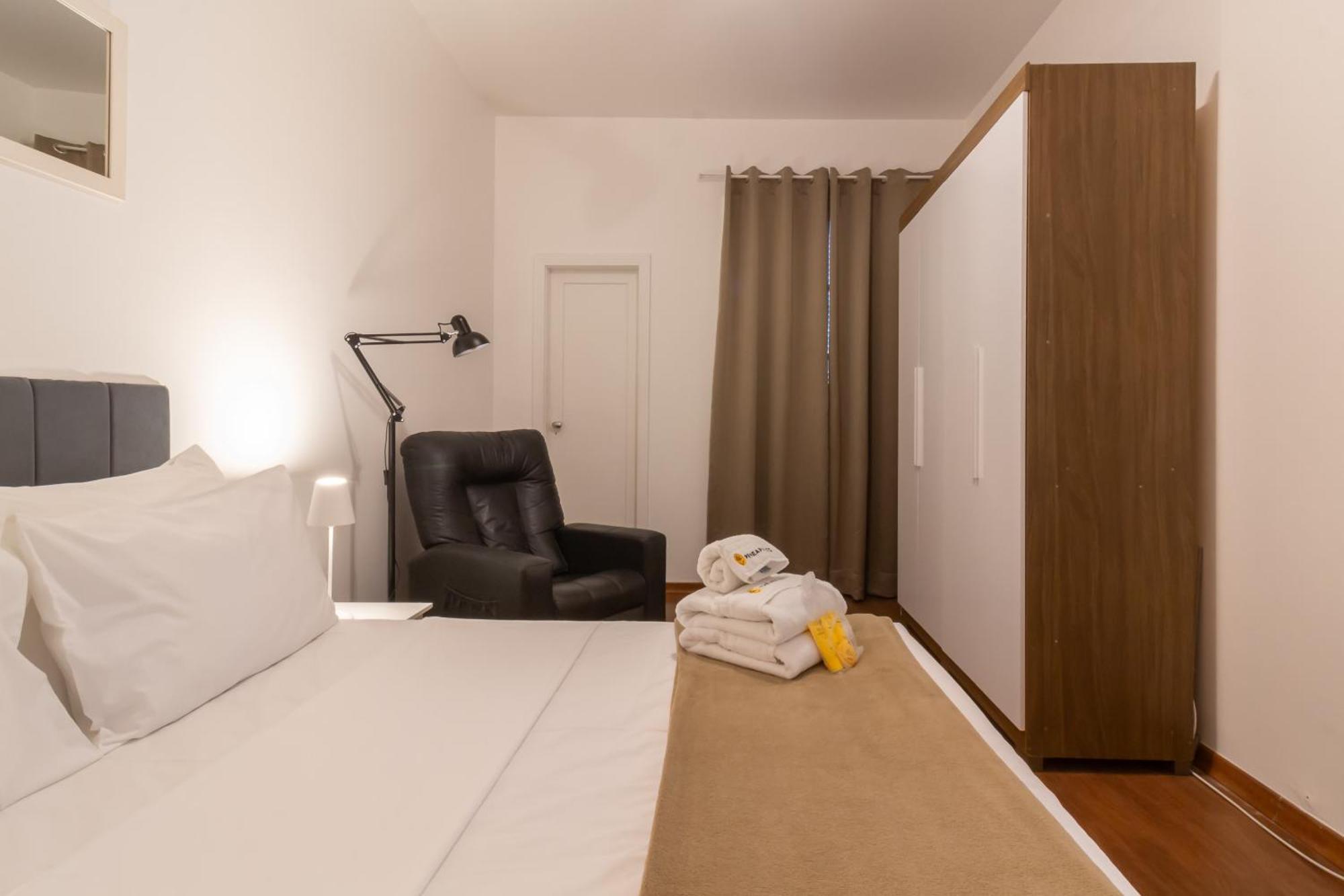 Apartamento Refugio Em Copacabana Dois - Nsc1011 Rio de Janeiro