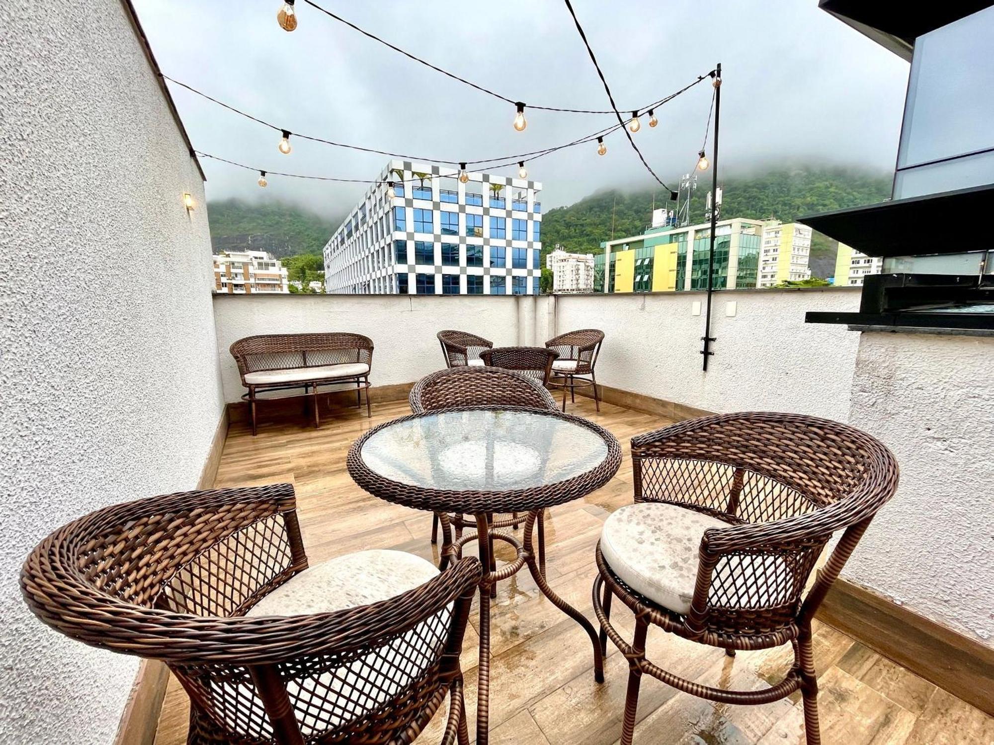 Loft Moderno Com Terraco E Vista Cristo *