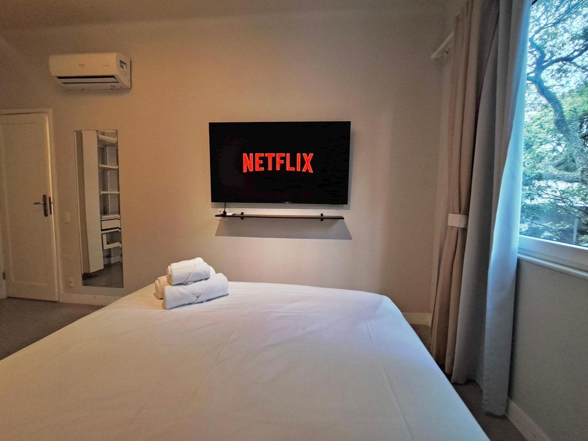 Apartamento Charmoso Em Ipanema - A 150m Da *