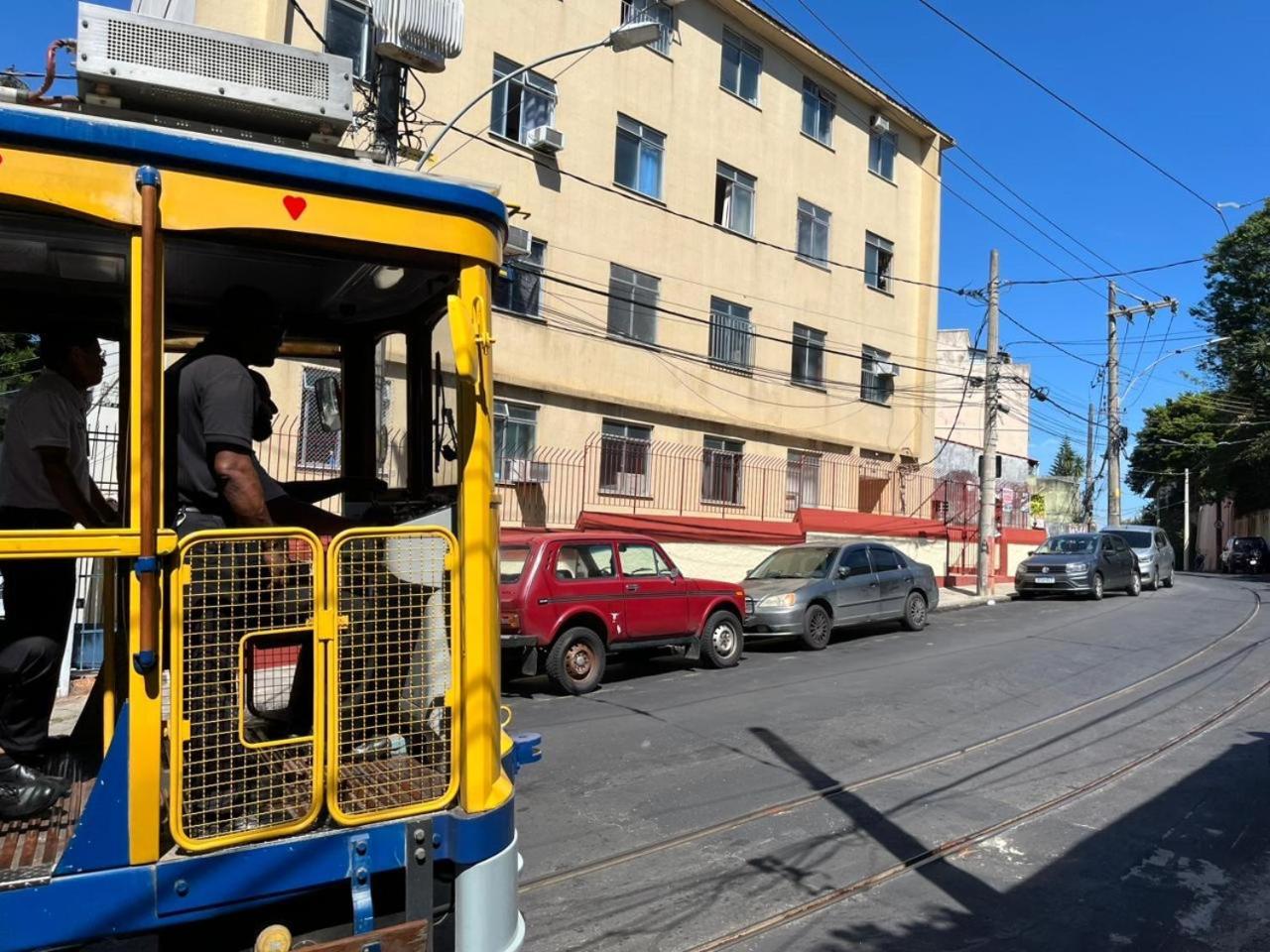 Estudio Inteiro No Coracao De Santa Teresa!