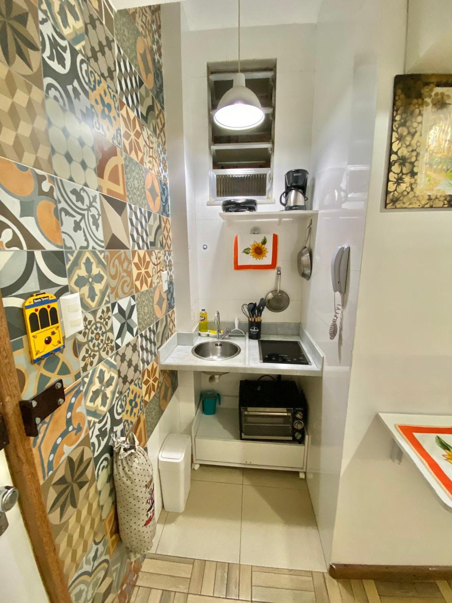 Apartamento Estudio Inteiro No Coracao De Santa Teresa! *