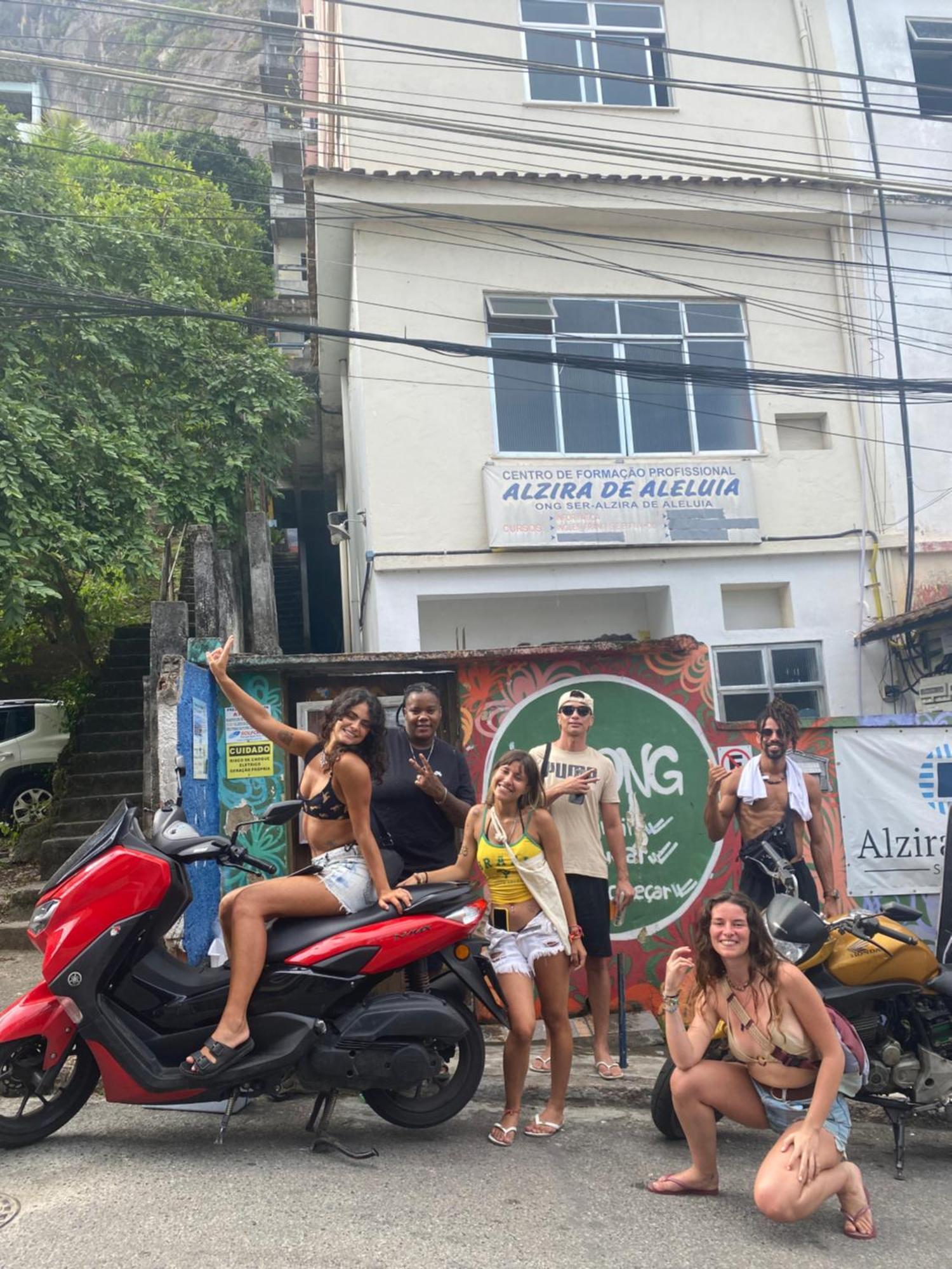 Alzira House Vidigal Hostel