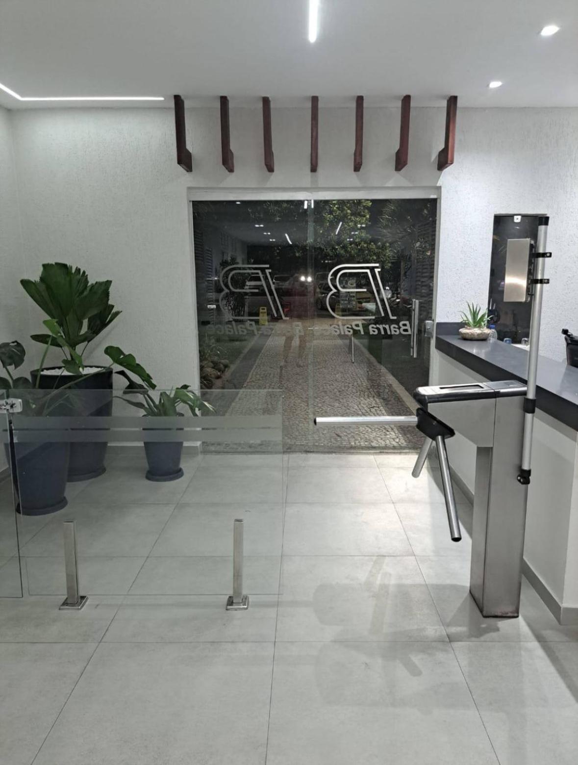 Apartamento Barra Da Tijuca Em Frente A *