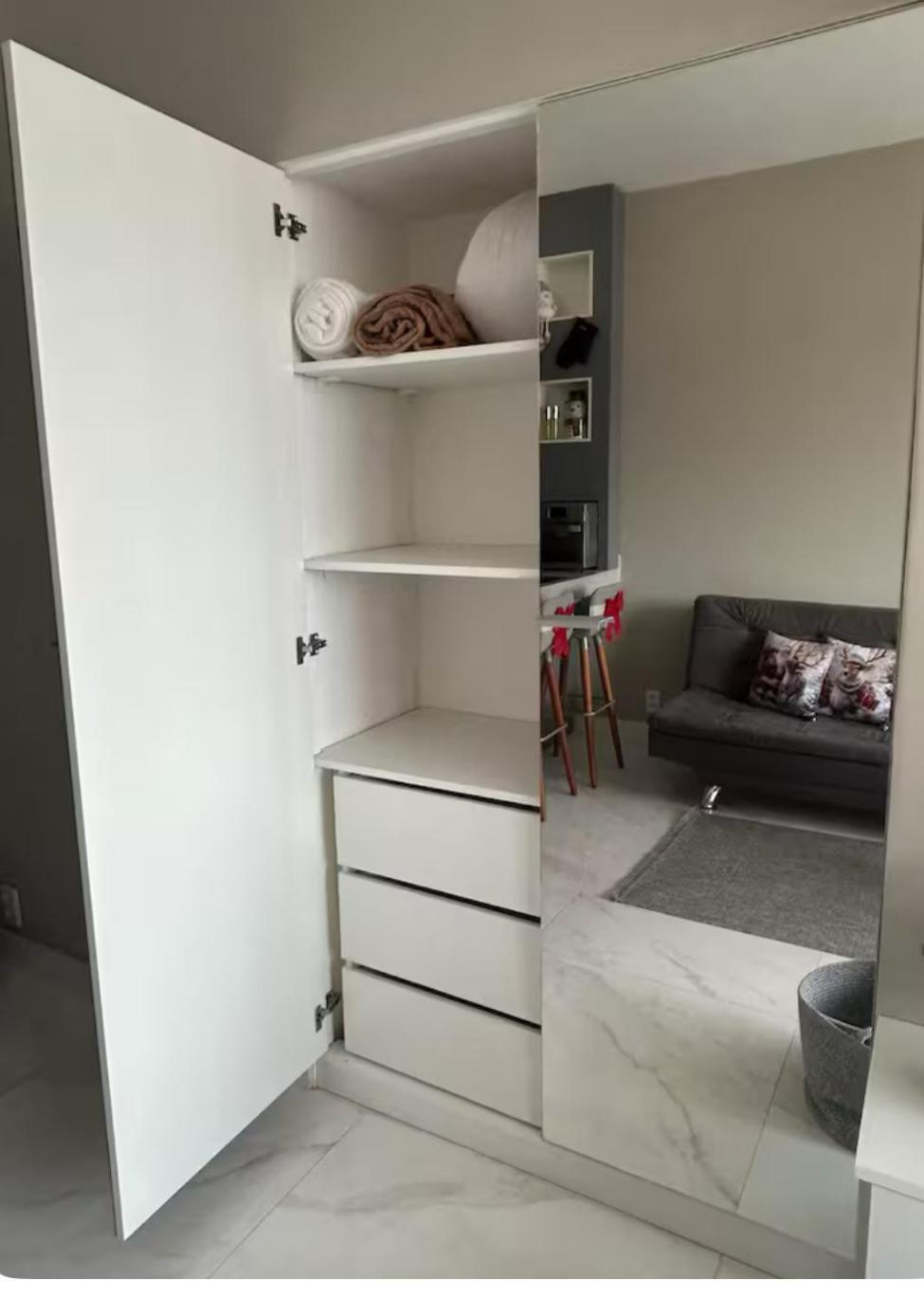 Apartamento Localizacao Do Rio E Em Frente Ao Metro