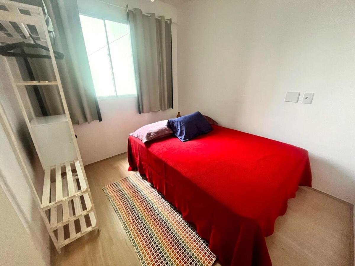 De 2 Quartos, Com Piscina E Ha 10 Km De Copacabana Apartamento