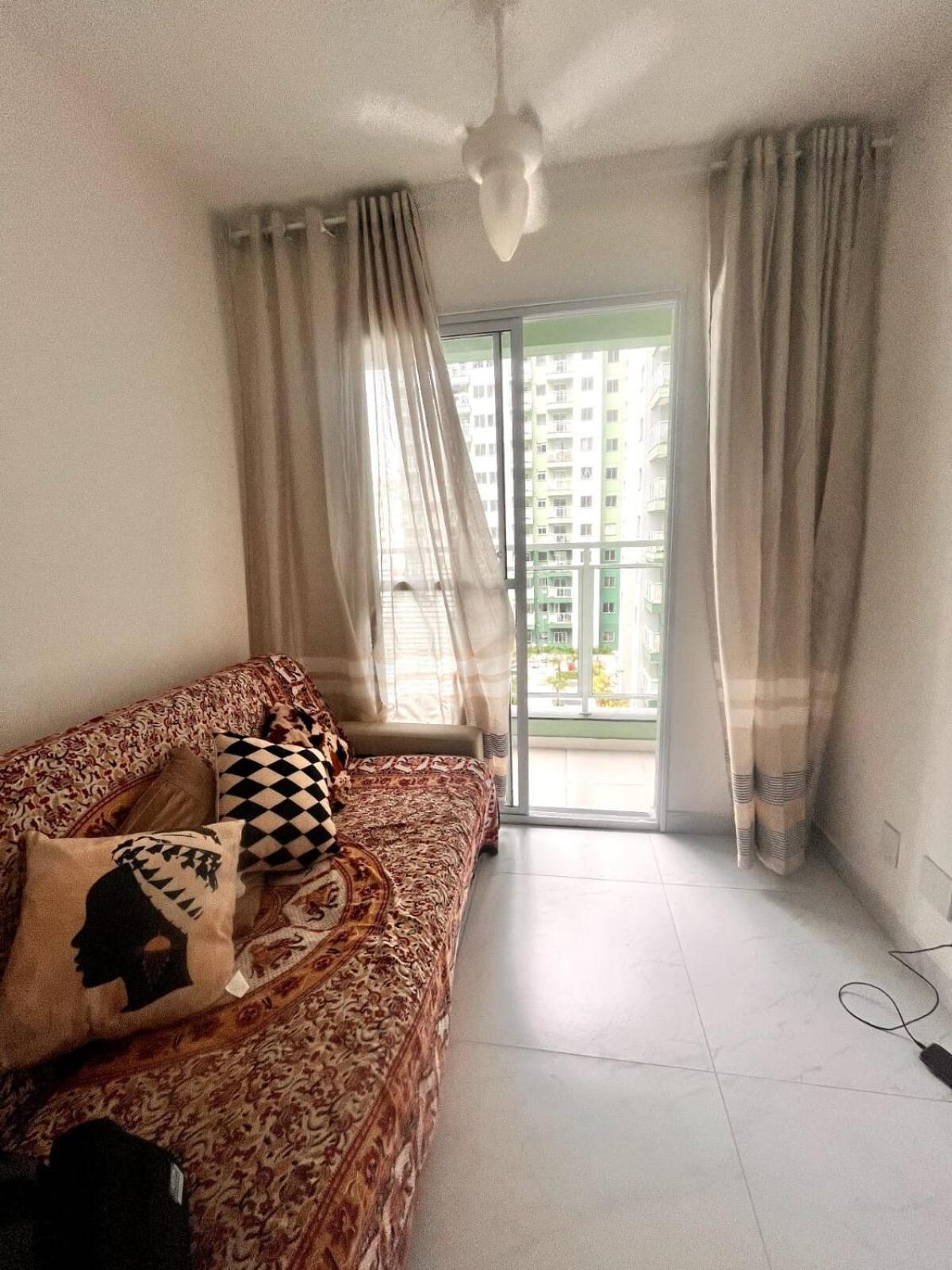 De 2 Quartos, Com Piscina E Ha 10 Km De Copacabana Apartamento Rio de Janeiro