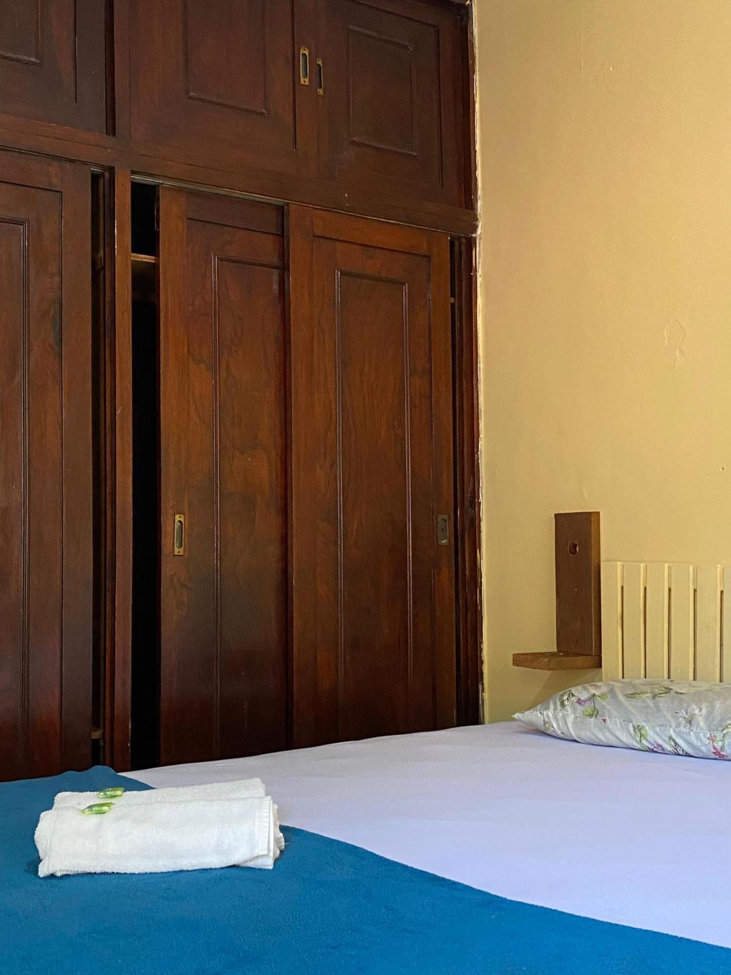 Albergue Rio Surf House E *