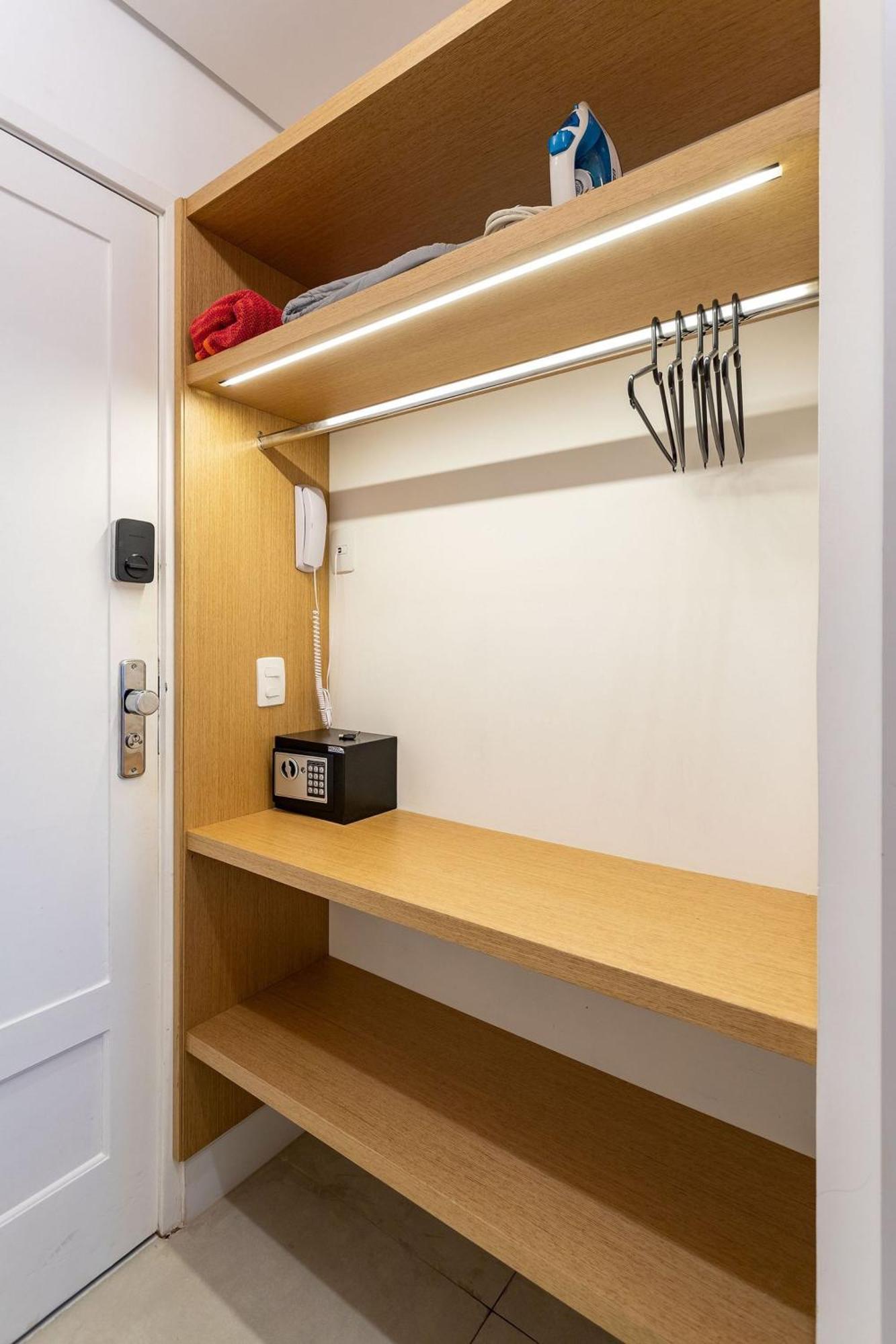 Apartamento Curtaipanema: Lindo, Equipado, 2 Qds Praia.