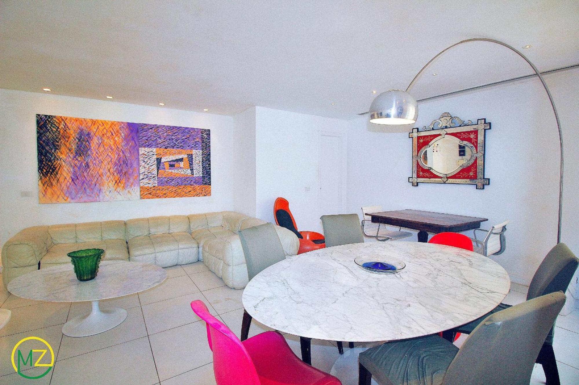 Design 2 Quartos Com Jacuzzi No Leblon/ipanema *