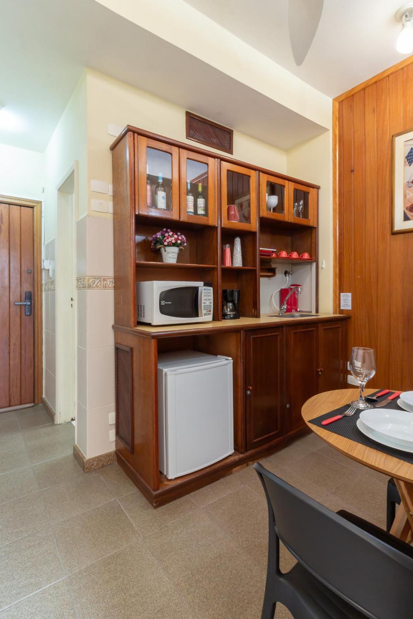 Classico Em Copacabana - Ideal Dois - Stc905 Z3 Apartamento Rio de Janeiro
