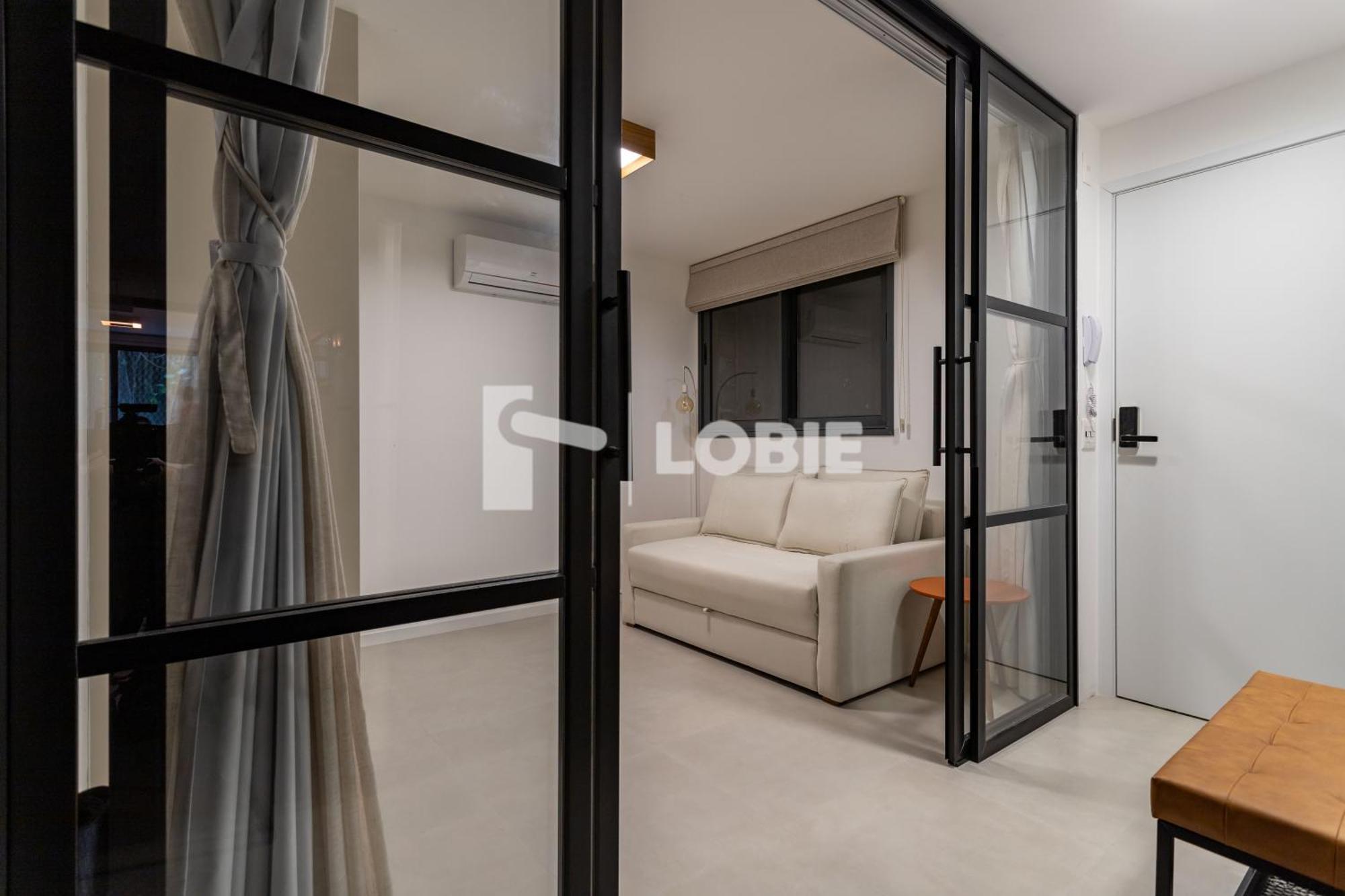 Apartment Lobie Gloria Del'art *