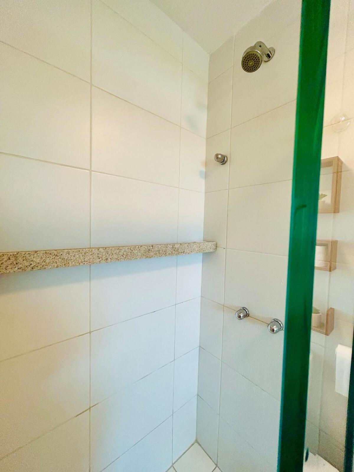 Apartamento Charme E Conforto Na Barra - Perto Da Praia!