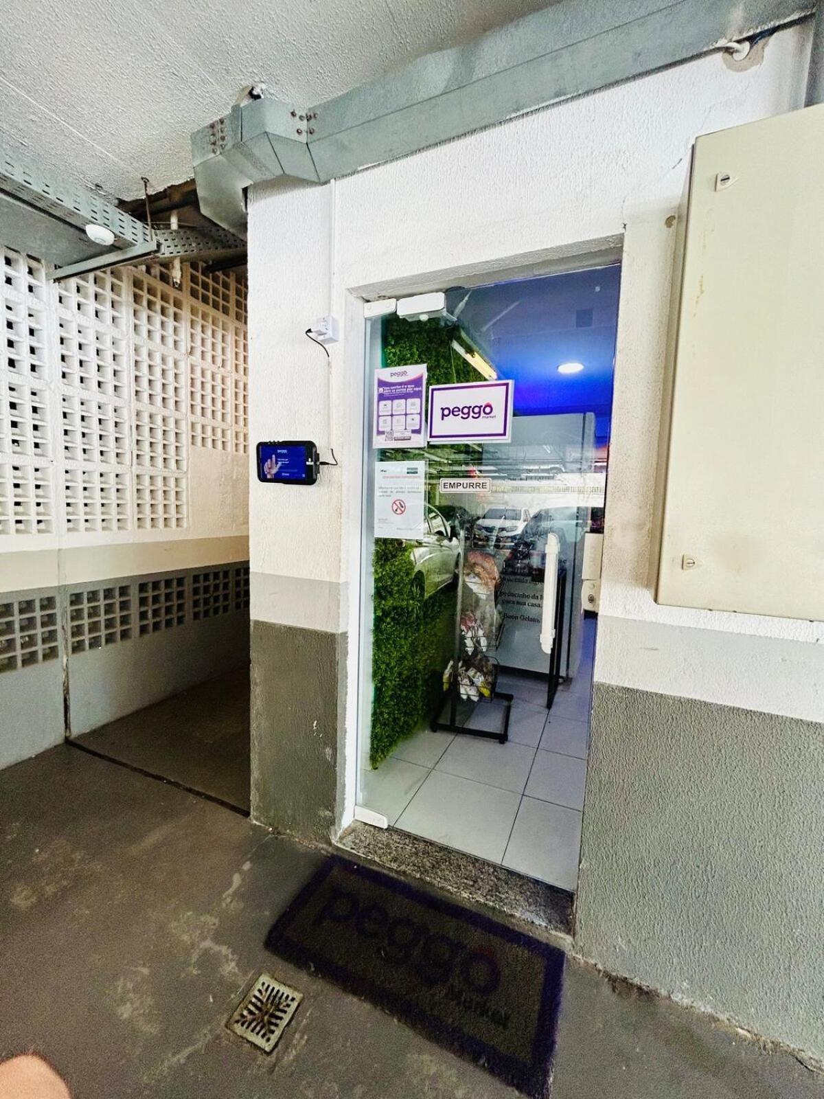 Charme E Conforto Na Barra - Perto Da Praia! Apartamento