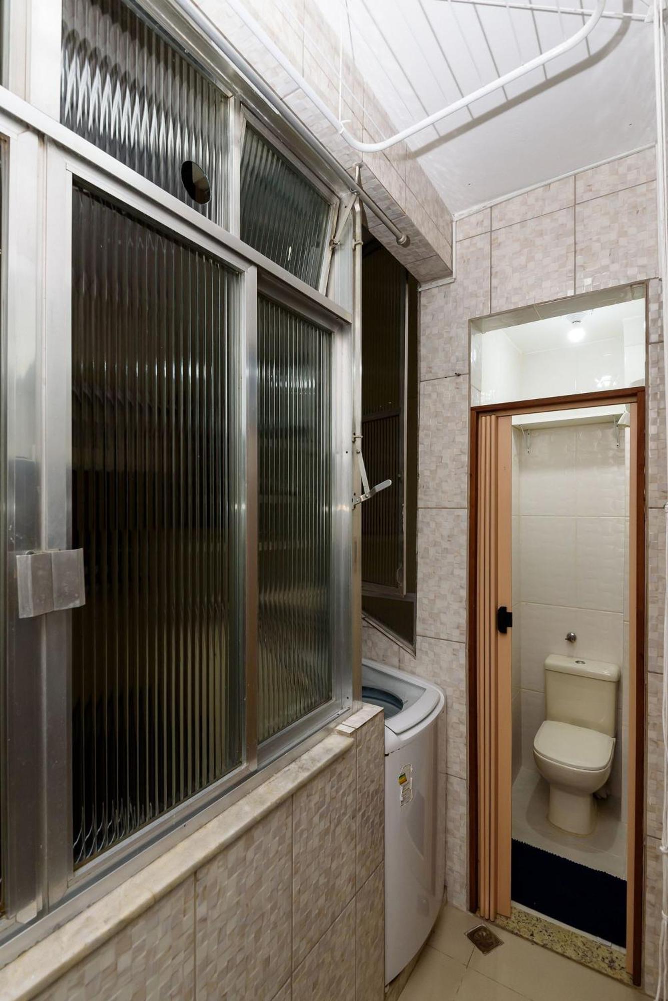 Quarto&sala Completo A 300m Da | Nsc 386/402 *