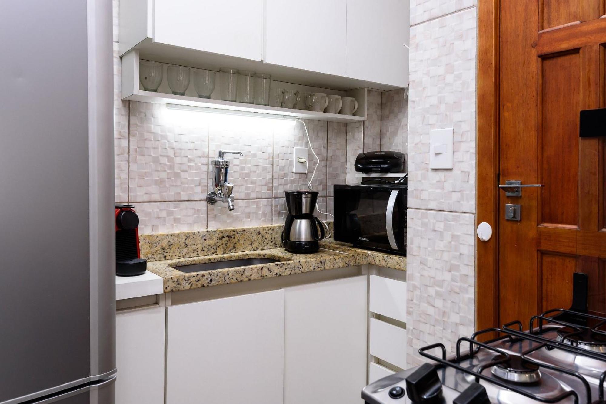 Quarto&sala Completo A 300m Da | Nsc 386/402 Rio de Janeiro
