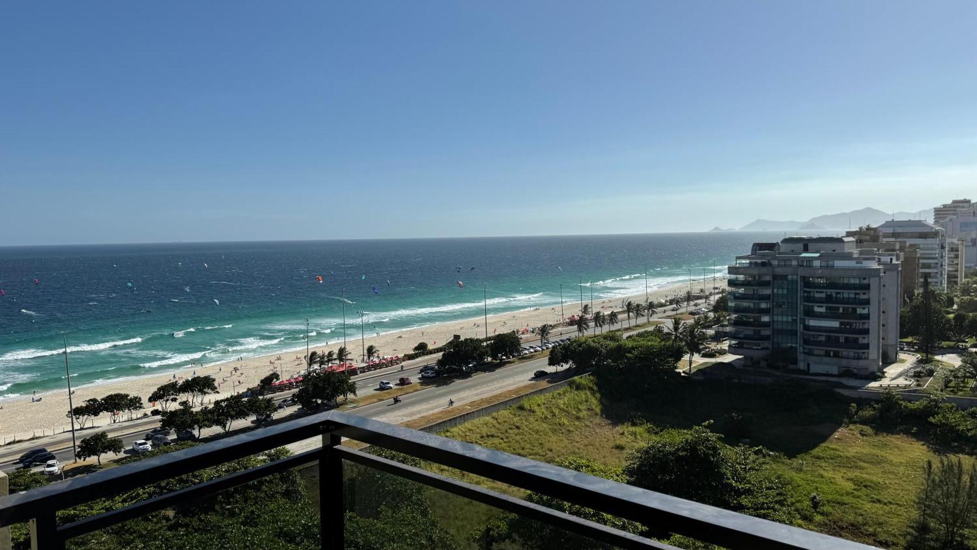 Apartamento Em Frente A Da Barra, Posto 6