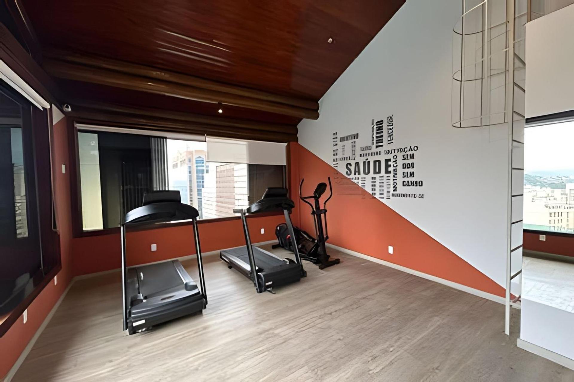 Alto Padrao Com Piscina No Apartamento