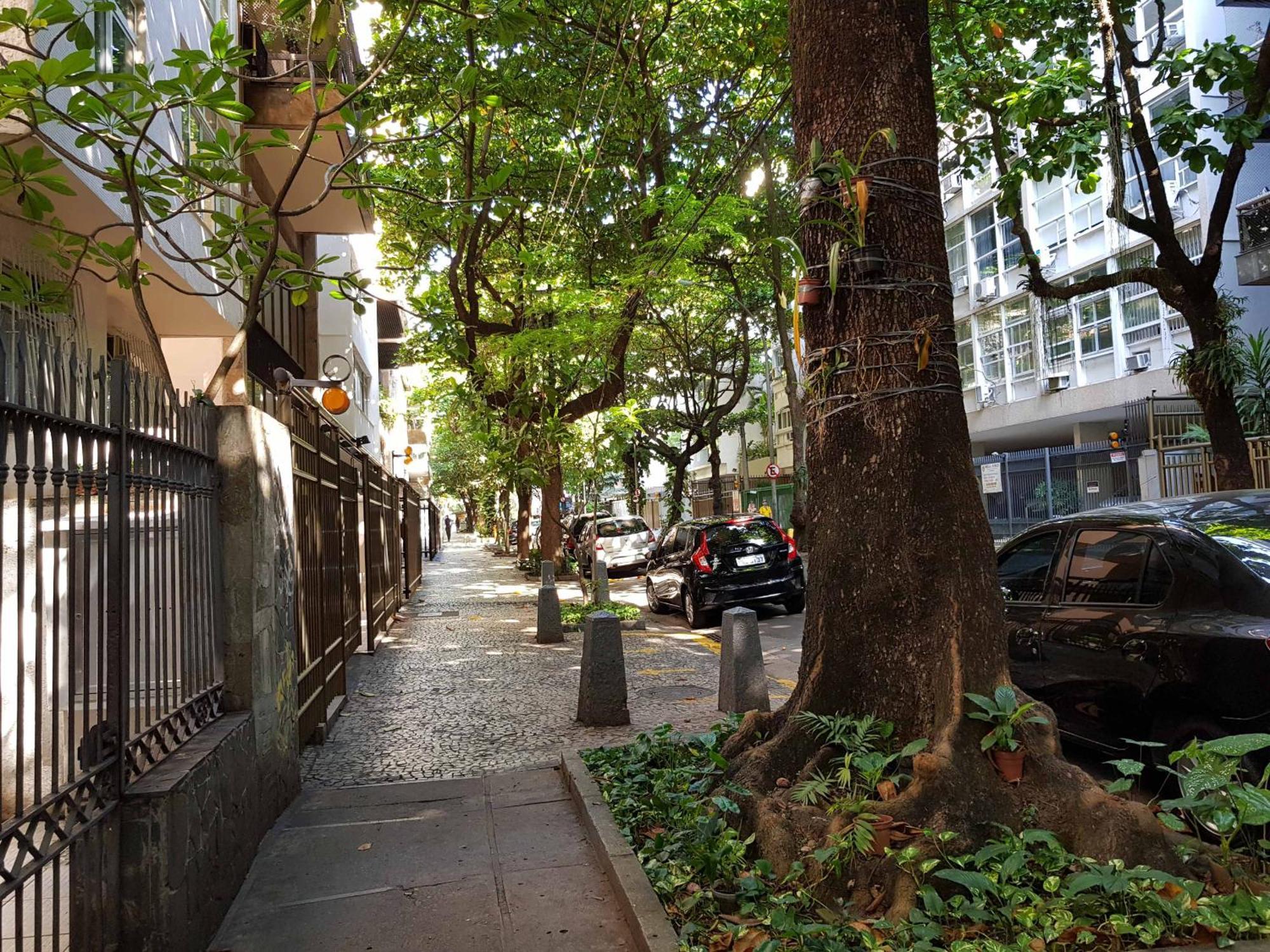 Apartment Leblon, Muito Aconchegante Na Jose Linhares - Besthostrio Rio de Janeiro