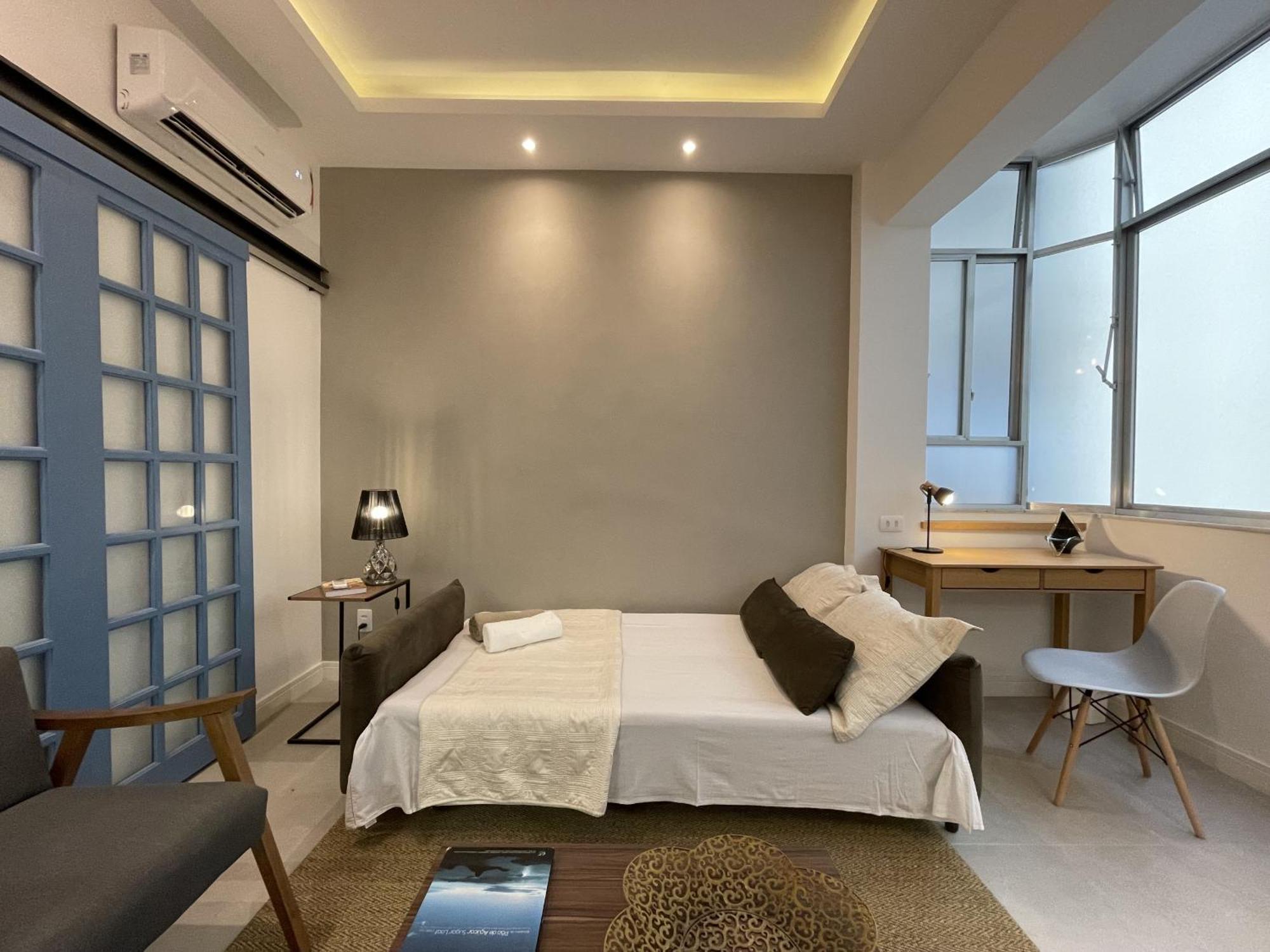 Apartamento Novo, Perto Do Copacabana Palace - Besthostrio