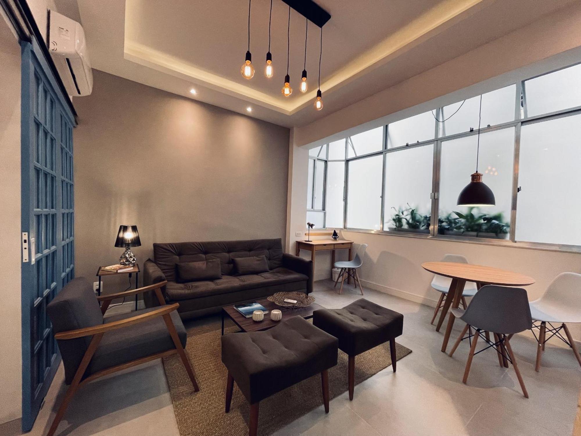 Apartamento Novo, Perto Do Copacabana Palace - Besthostrio
