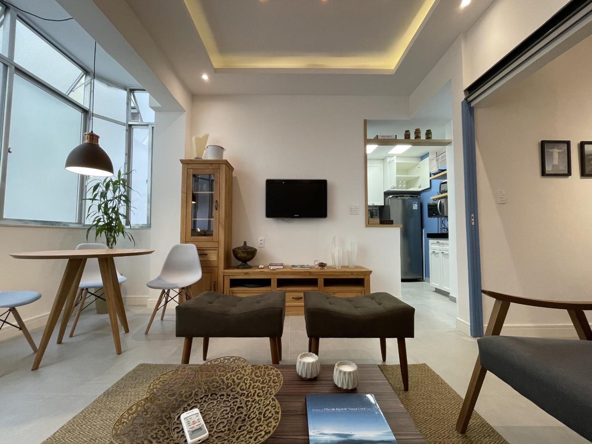 Novo, Perto Do Copacabana Palace - Besthostrio Apartamento *