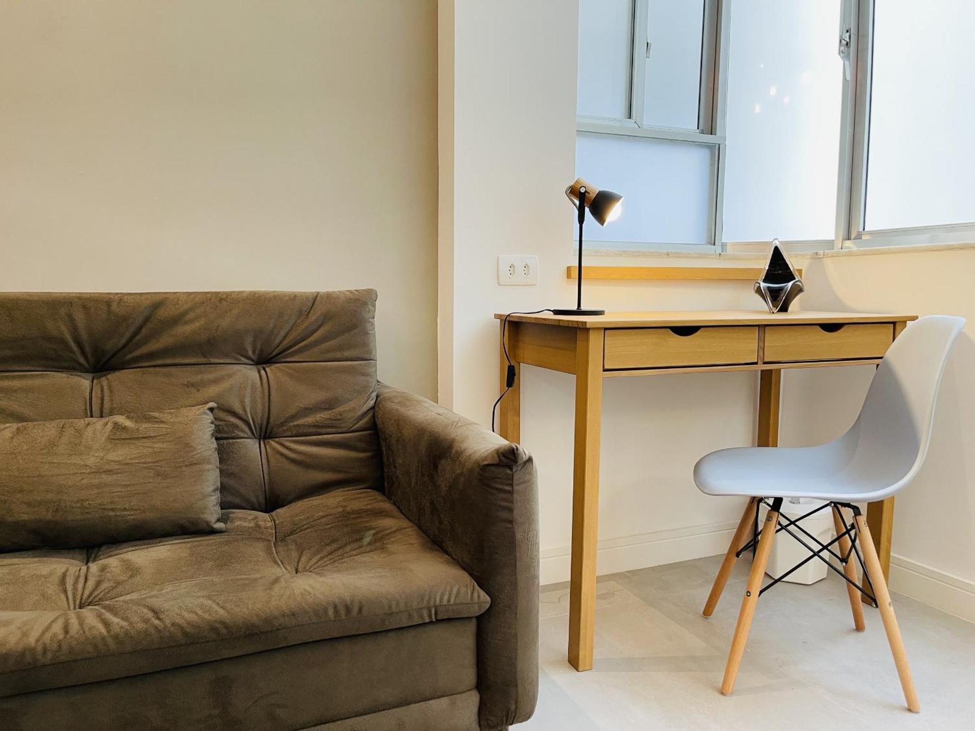 Novo, Perto Do Copacabana Palace - Besthostrio Apartamento *