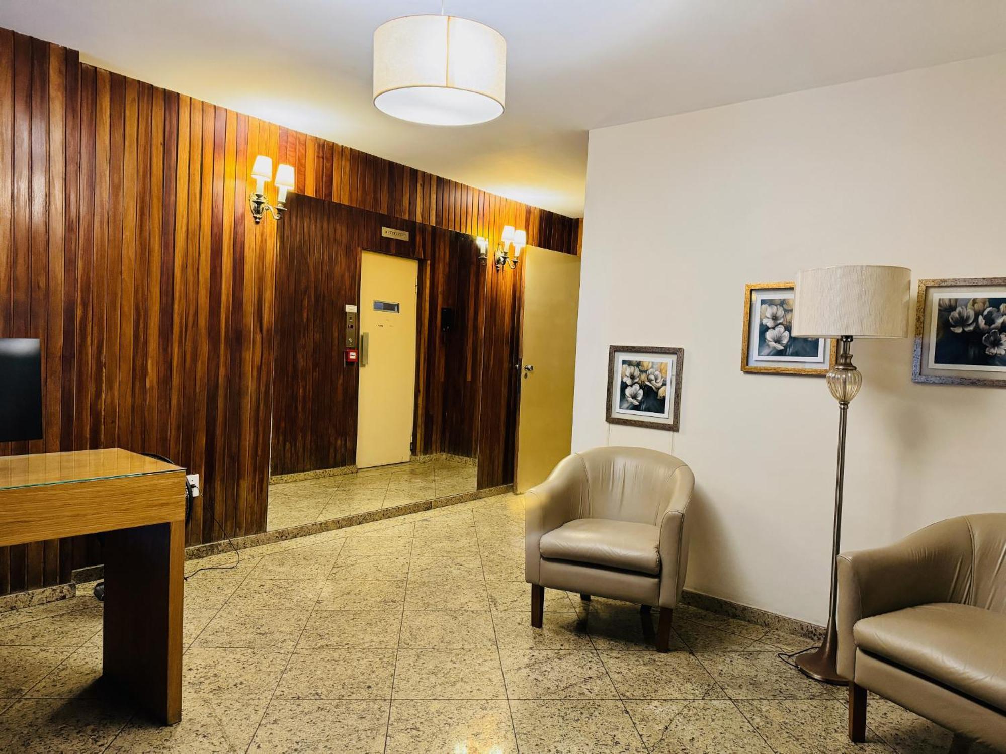 Ipanema Novo, Amplo 3 Quartos - Besthostrio *