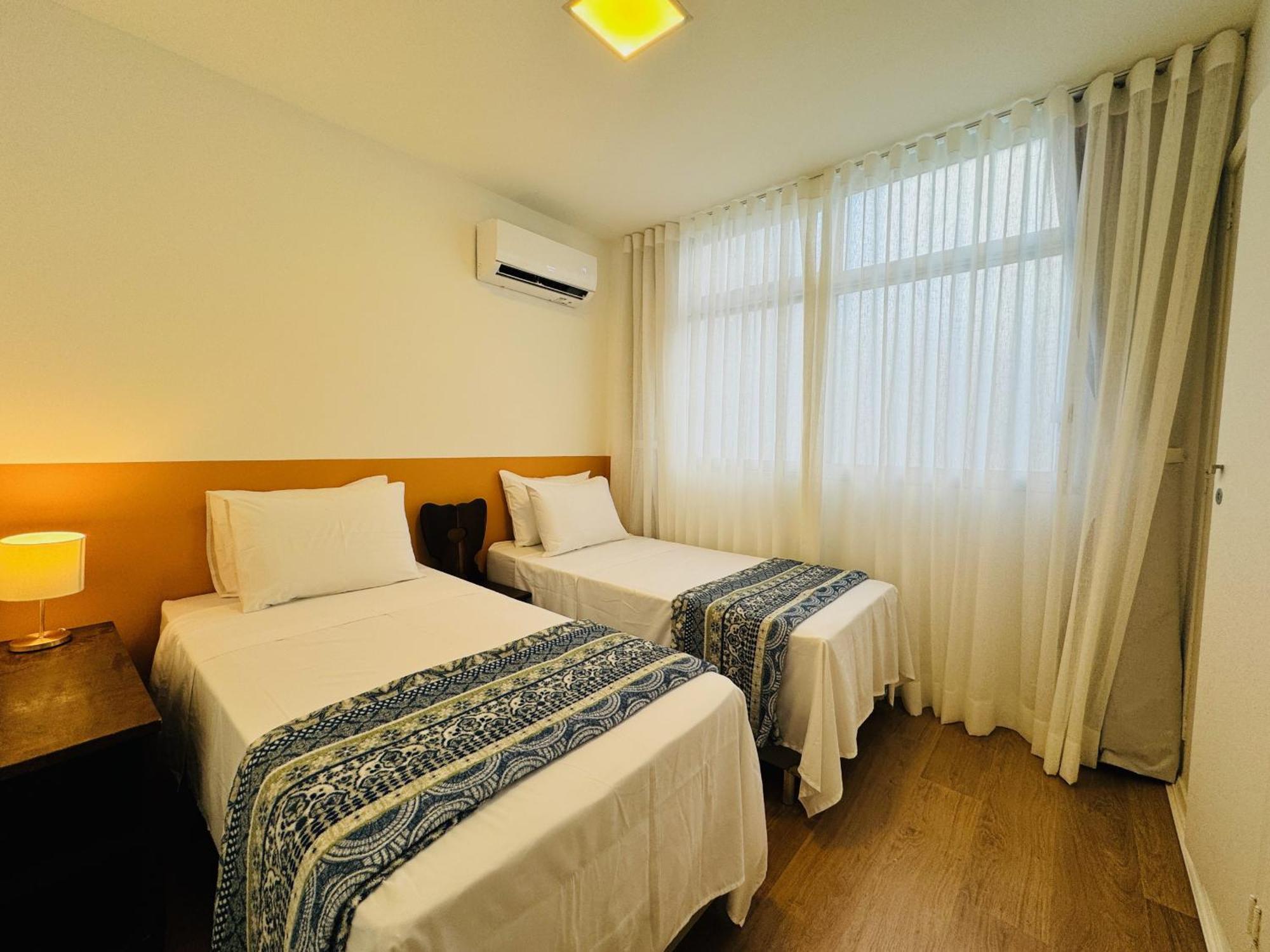 Ipanema Novo, Amplo 3 Quartos - Besthostrio