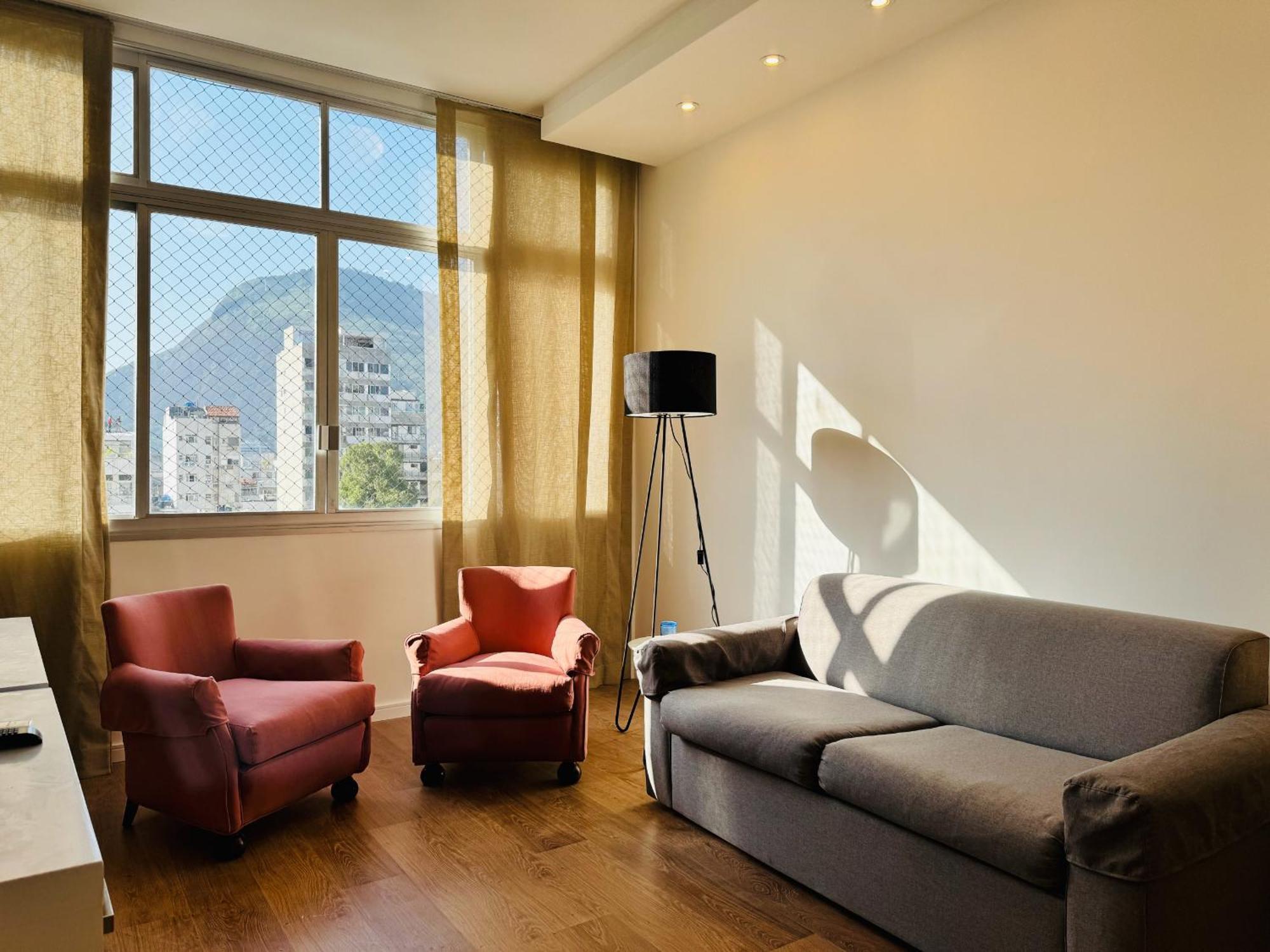 Ipanema Novo, Amplo 3 Quartos - Besthostrio *