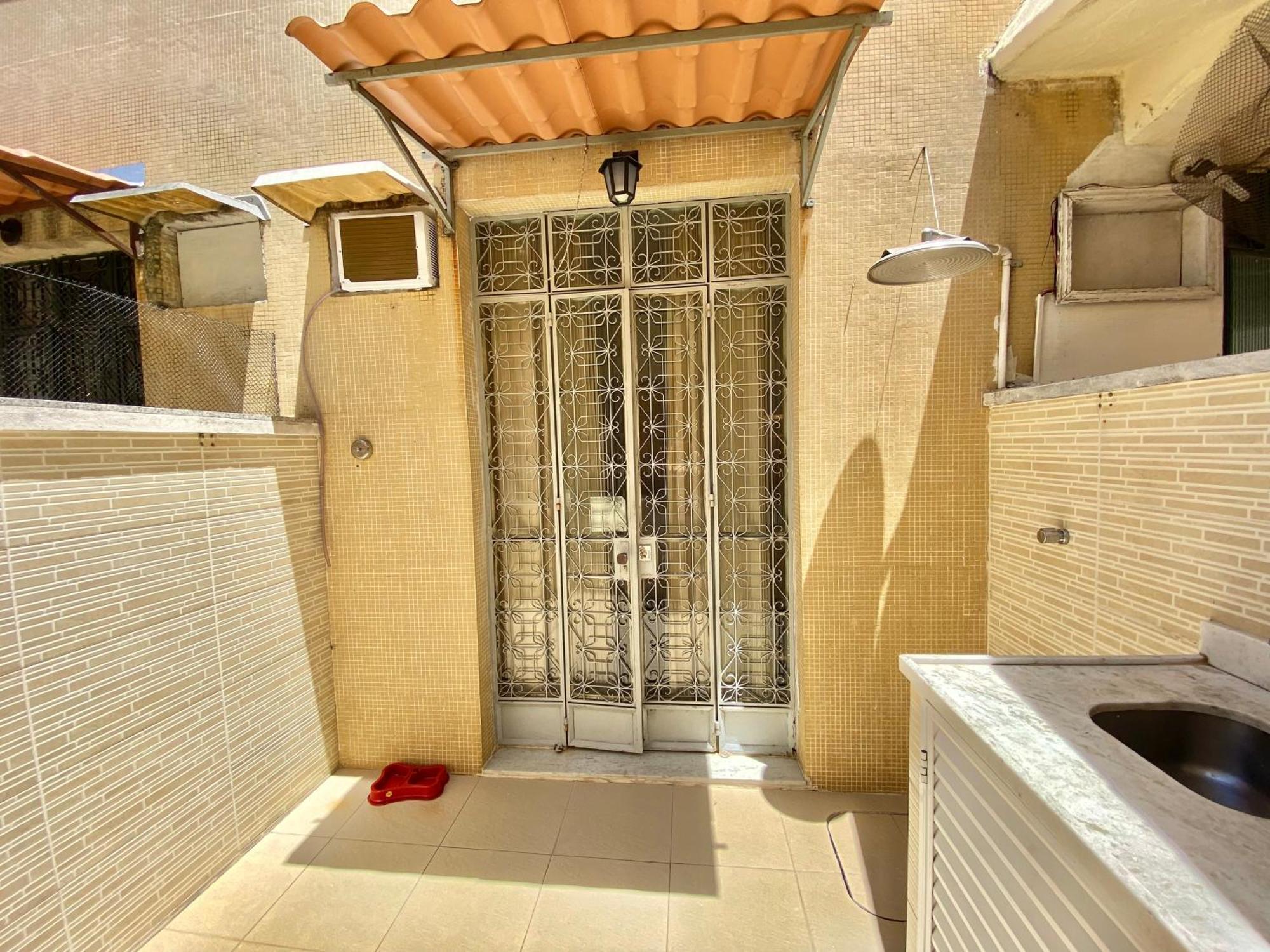 Estudio Inteiro No Coracao De Santa Teresa! *