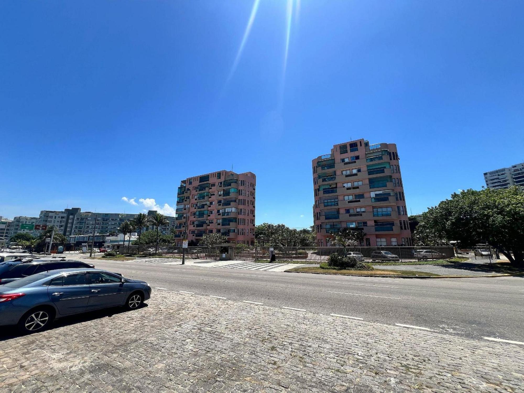Apartamento Beira Mar Vista Barra Da Tijuca - Ar Condicionado Garagem *