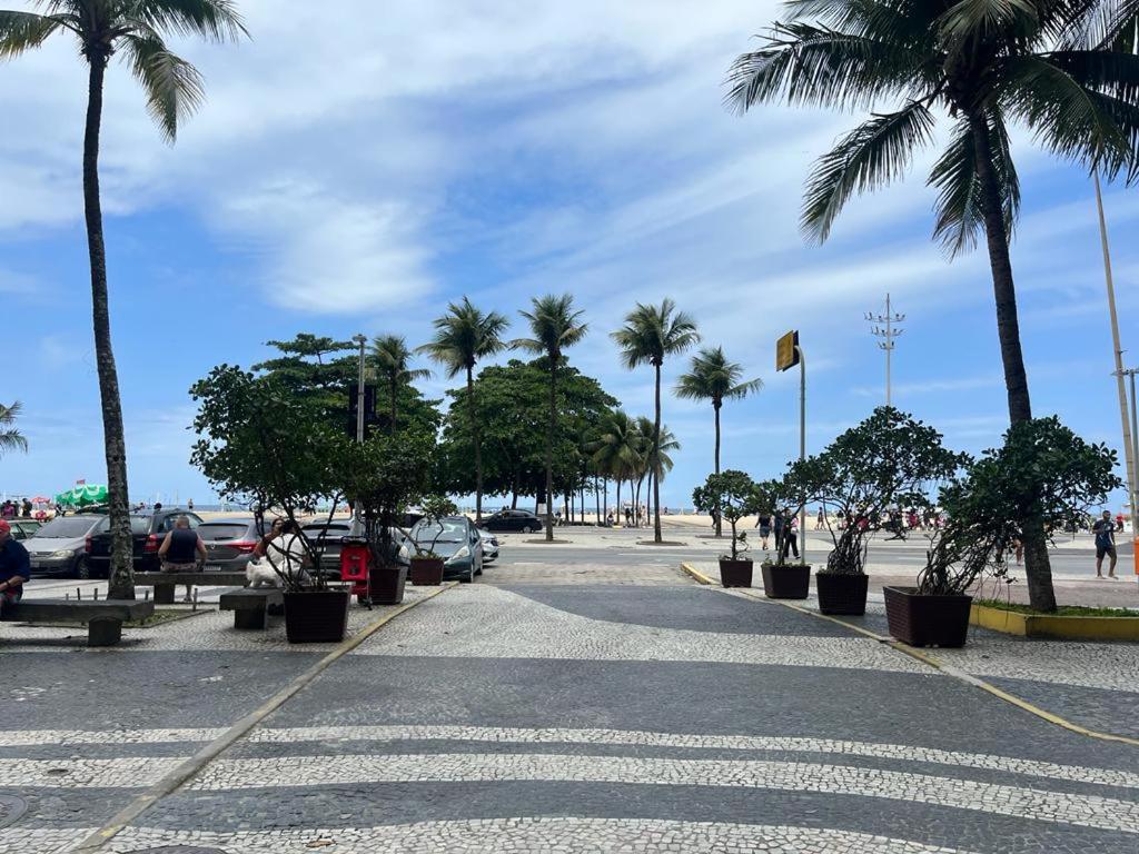 Frente A De Copacabana Apartment