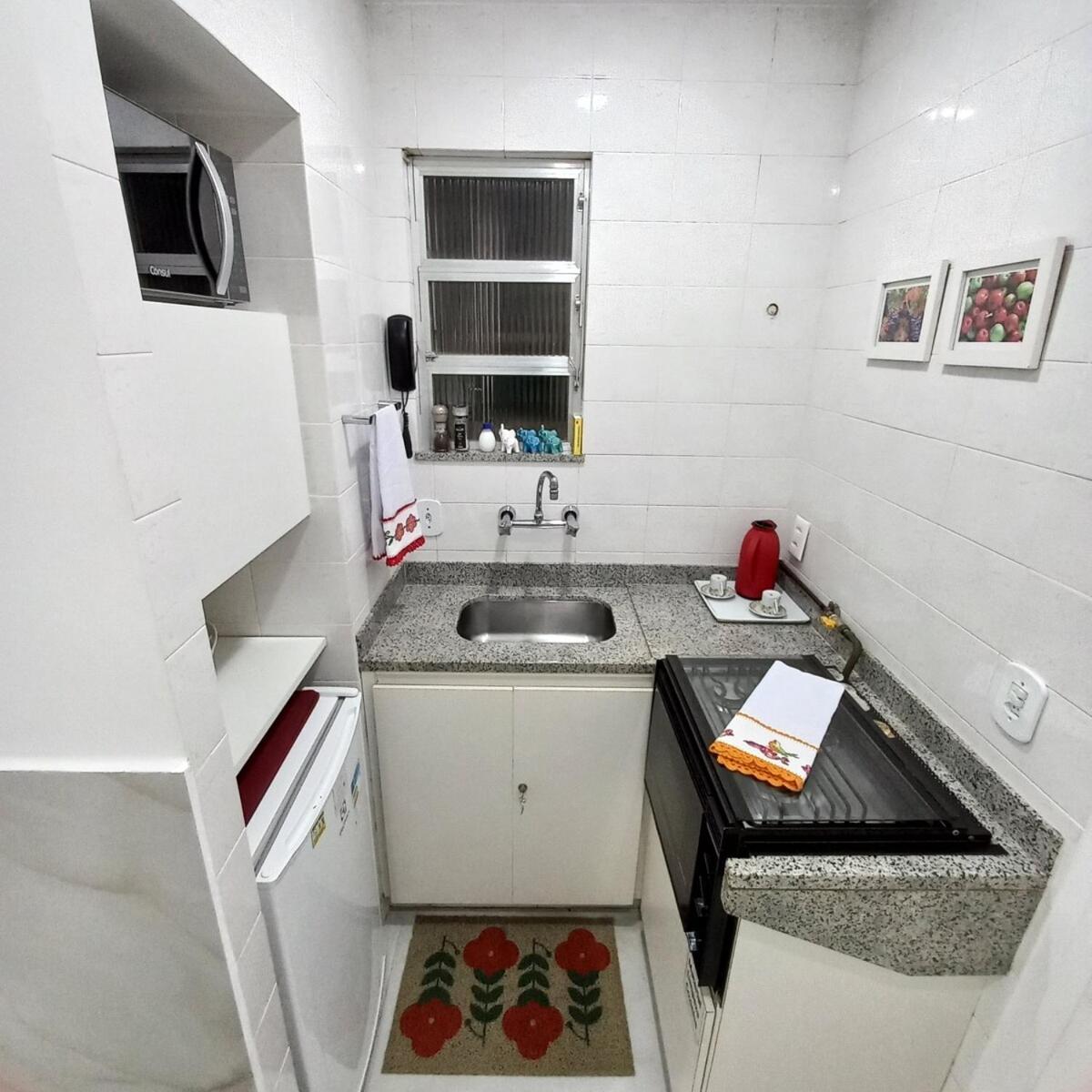 Visconde 315 Queen-bed-local-quadra Mar Apartamento *