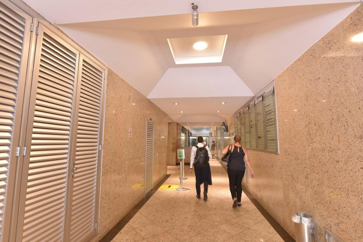Visconde 315 Queen-bed-local-quadra Mar Apartamento *