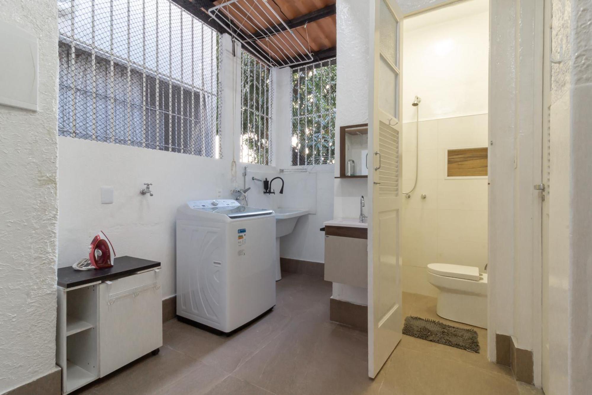 Apartamento Sofisticado A Poucos Passos Da Lagoa - Sb301 *