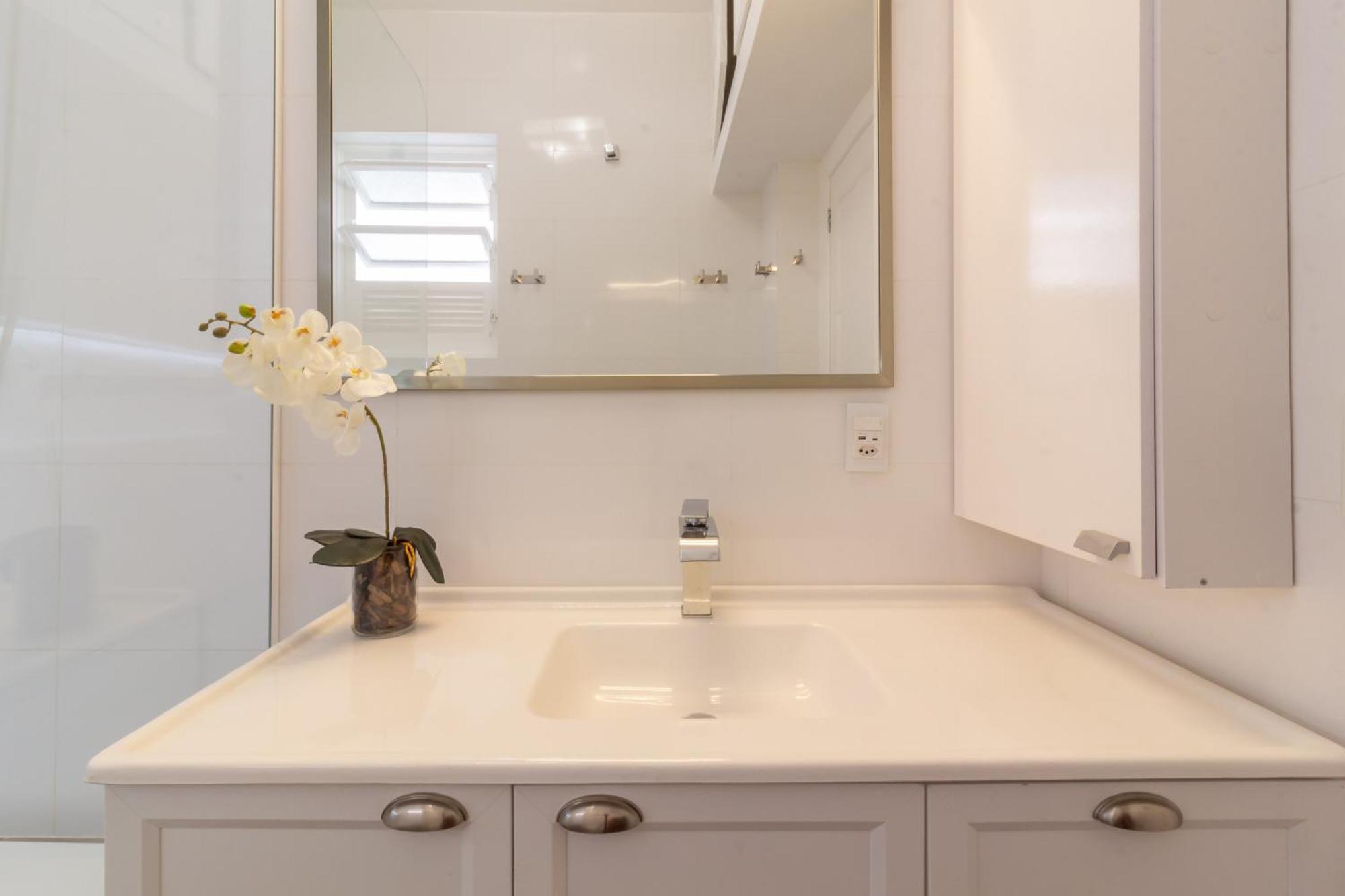 Apartamento Sofisticado A Poucos Passos Da Lagoa - Sb301