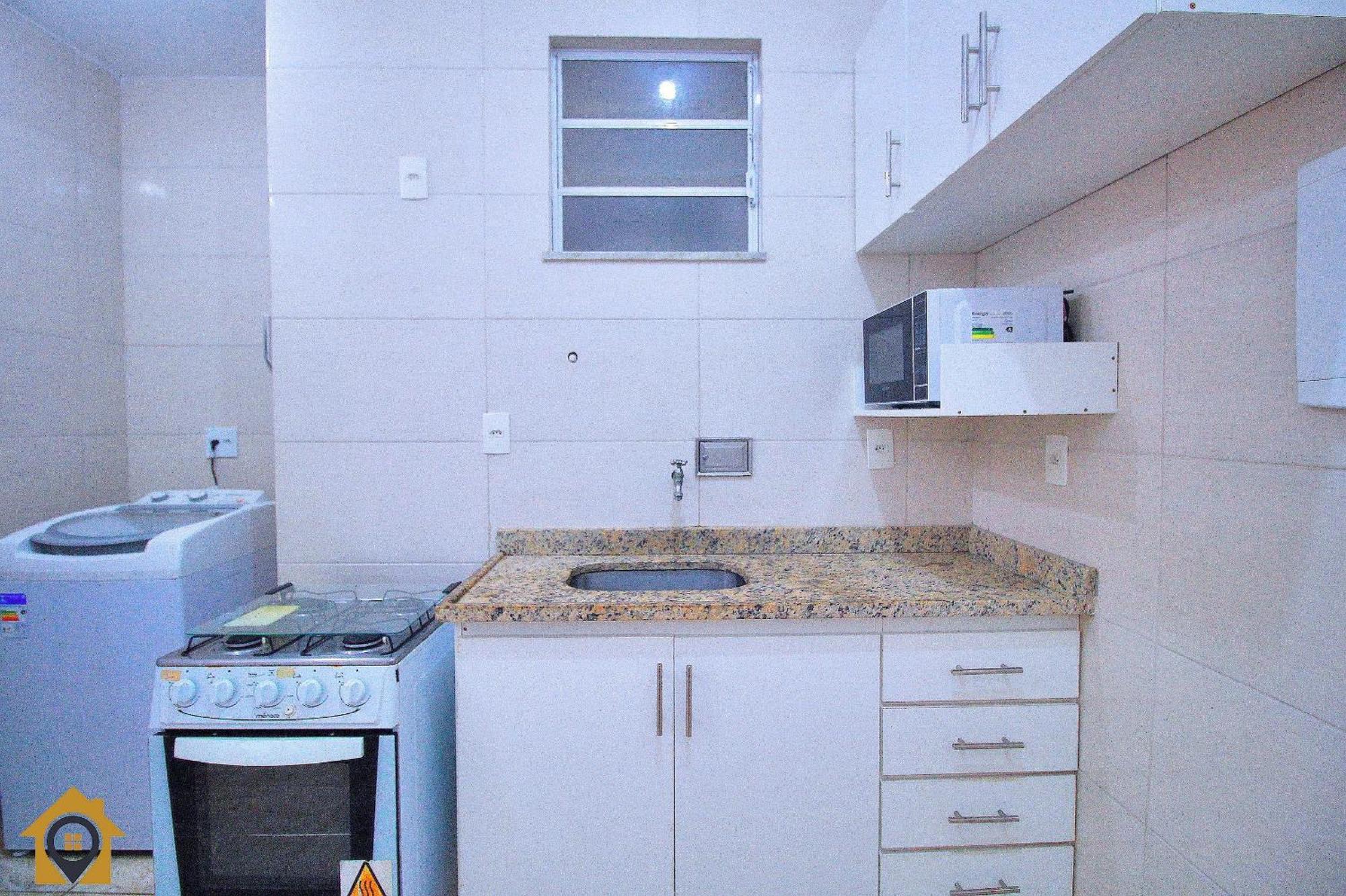 Na Quadra Da Praia, Estacao De Metro 5min Andando, Mercados E Comercios Proximos *